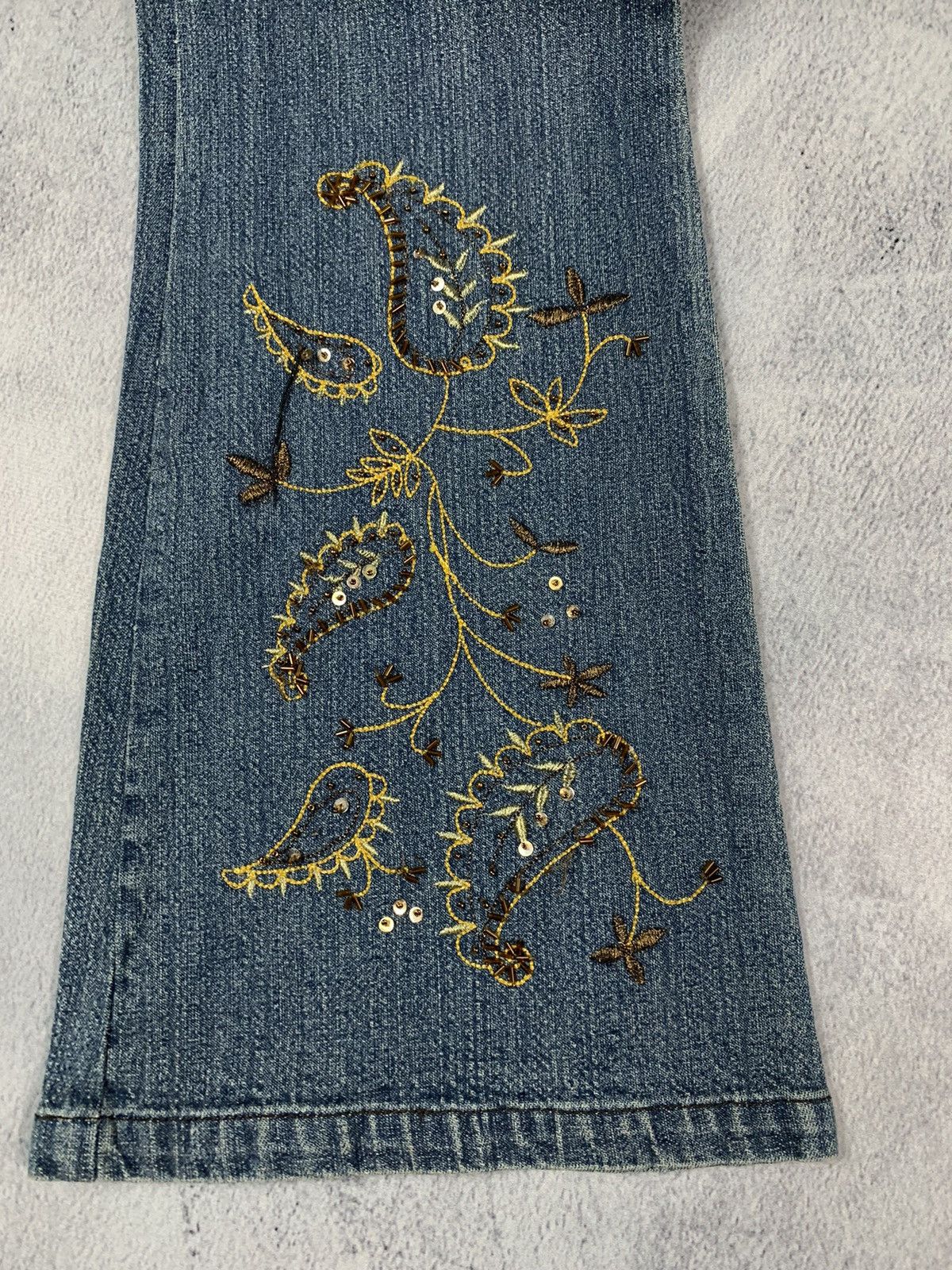 Japanese Brand × Vintage Vintage Y2K Faded Japanese Rhinestones bootcut flared jeans Size 32" / US 10 / IT 46 - 8 Thumbnail