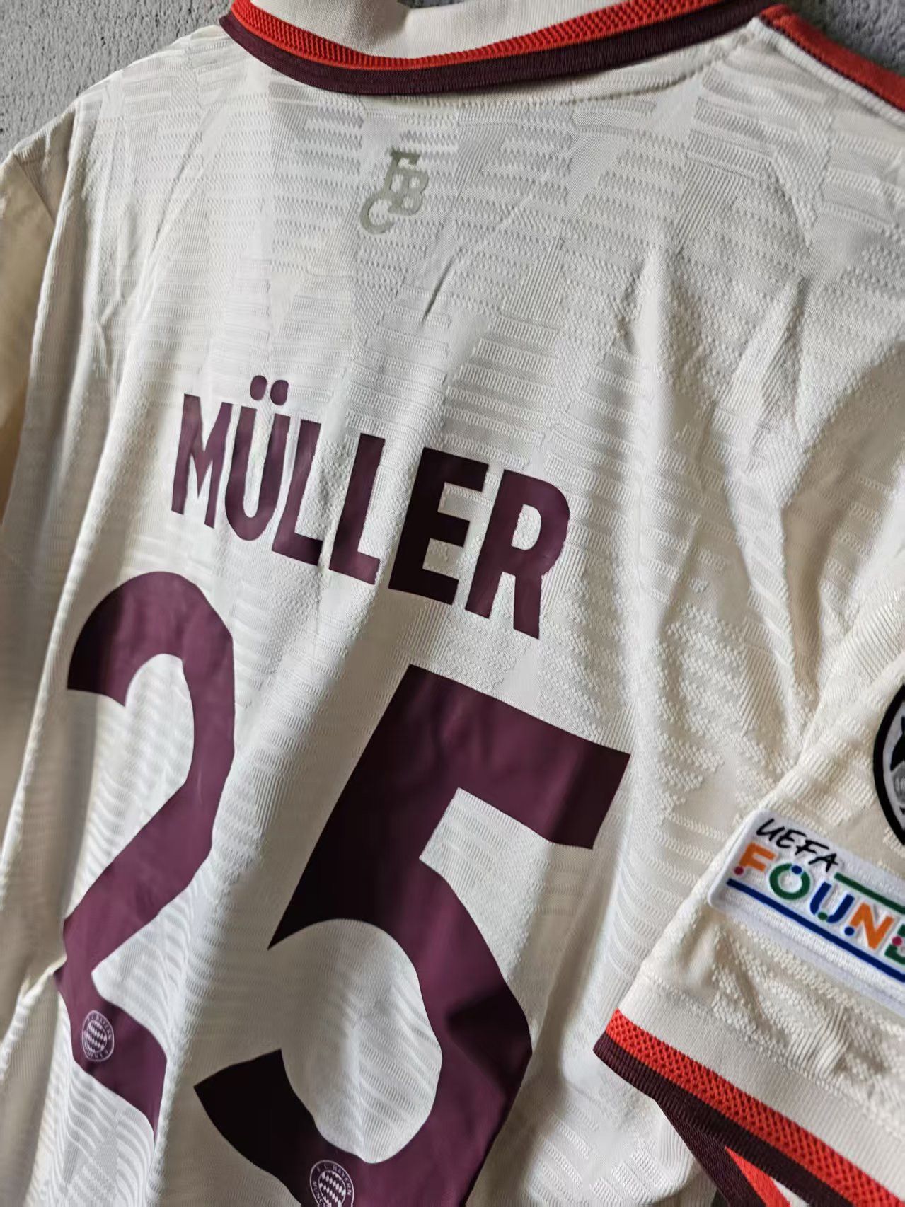Other 2025 Bayern Munich 25 thomas muller Jersey Size US XL / EU 56 / 4 - 3 Thumbnail