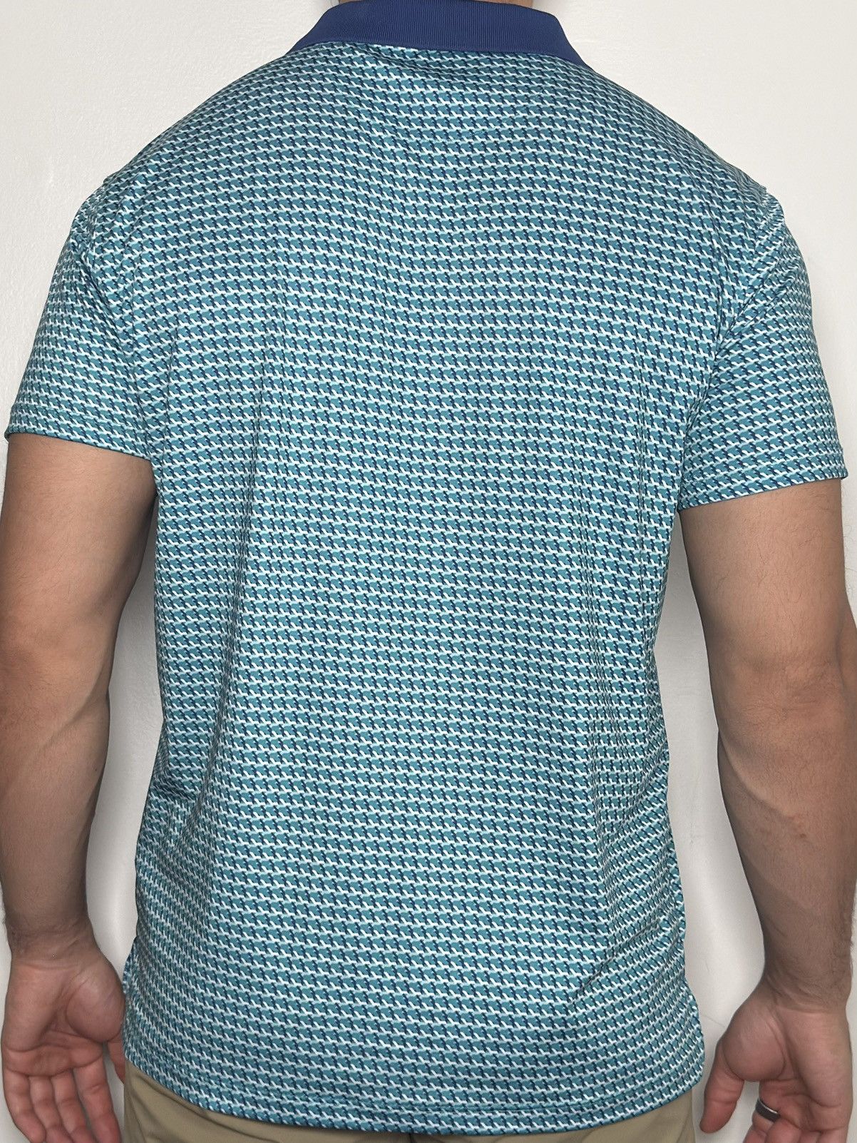 Kenneth Cole Kenneth Cole Golf patterned polo in a blue and teal colorway Size US M / EU 48-50 / 2 - 4 Thumbnail