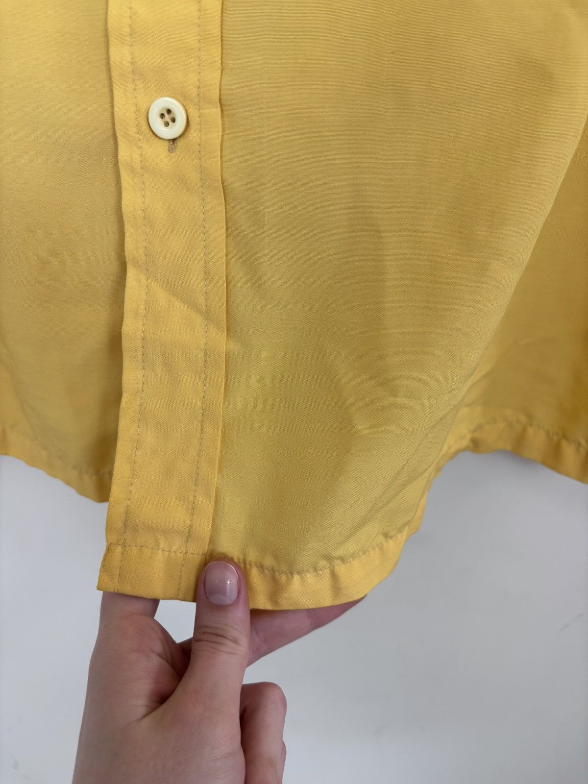 Tommy Hilfiger Vintage 1990s Tommy Hilfiger Athletics Short Sleeve Shirt Size US XL / EU 56 / 4 - 12 Thumbnail