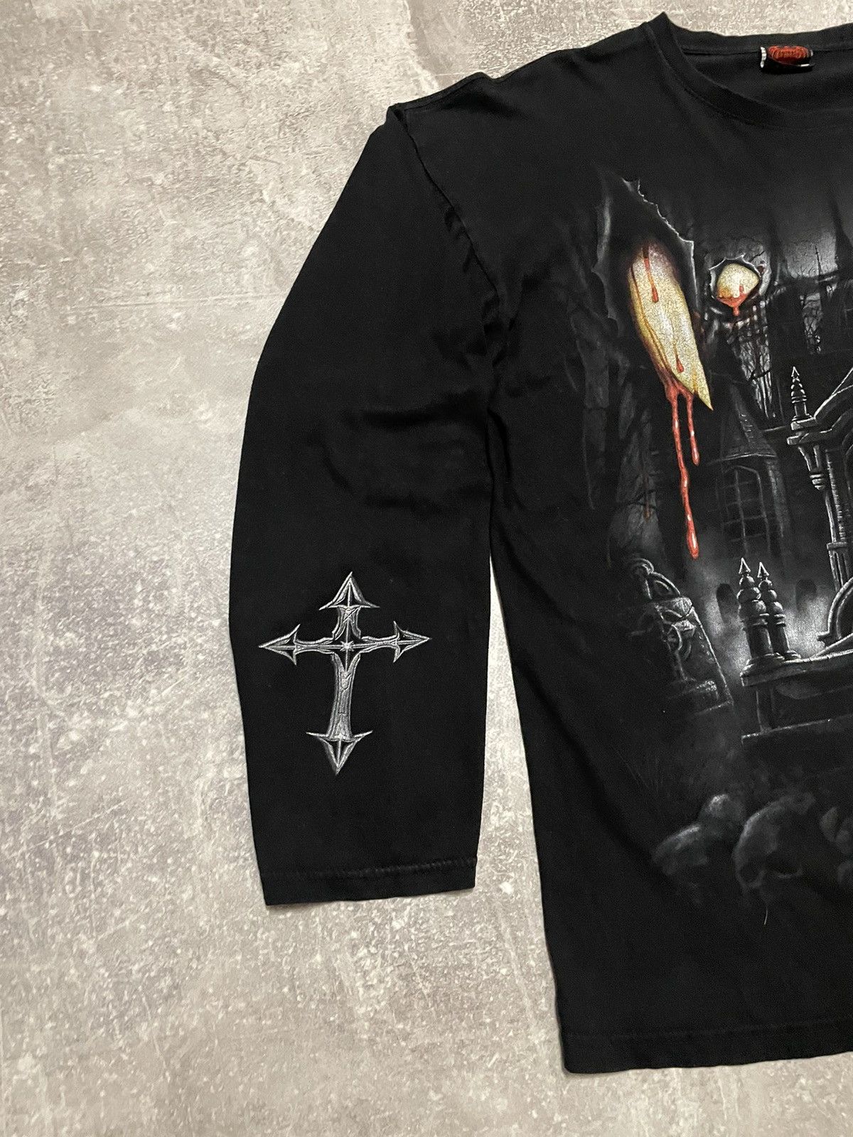 Affliction × Ed Hardy Vintage Black Metal Vampire Cross Full Print Long Sleeve Size US XL / EU 56 / 4 - 5 Thumbnail