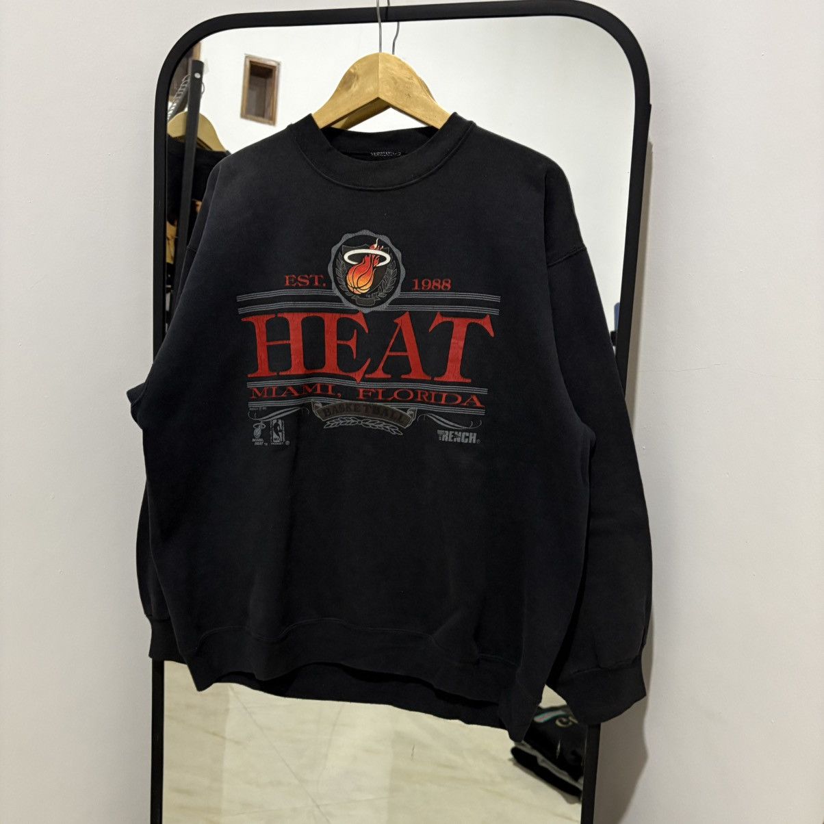 Other Miami Heat Crewneck Sweatshirt Black Size US XL / EU 56 / 4 - 1 Preview