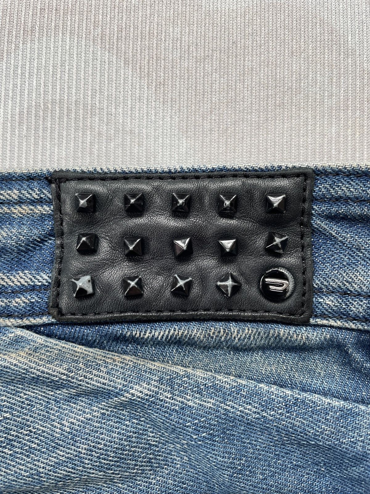 Diesel Diesel Slammer Stud Denim (P108) Size US 34 / EU 50 - 16 Thumbnail