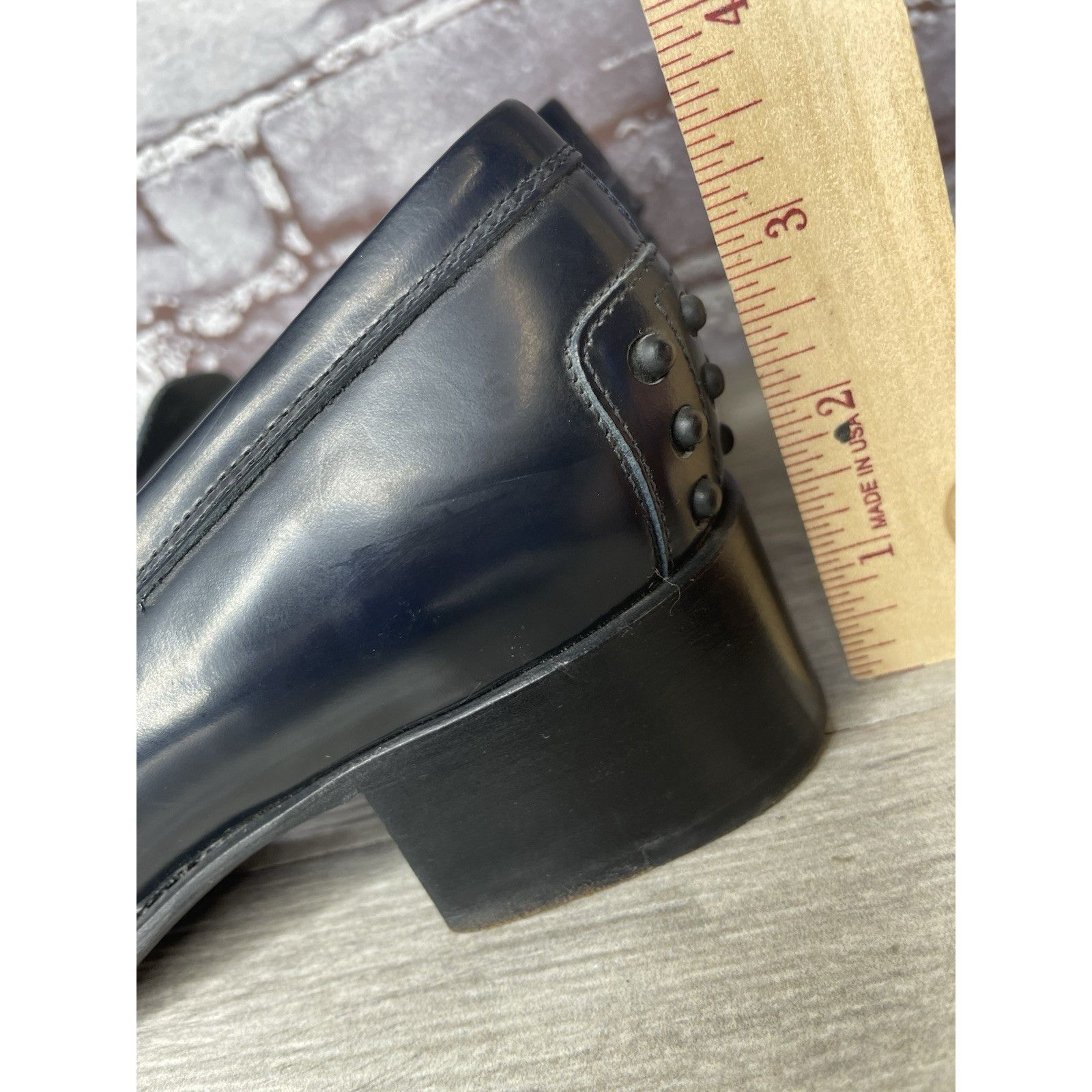 Tod's TOD'S Navy Blue Leather Heeled Slip On VTG Loafer Pumps Shoe Size US 7.5 / IT 37.5 - 6 Thumbnail