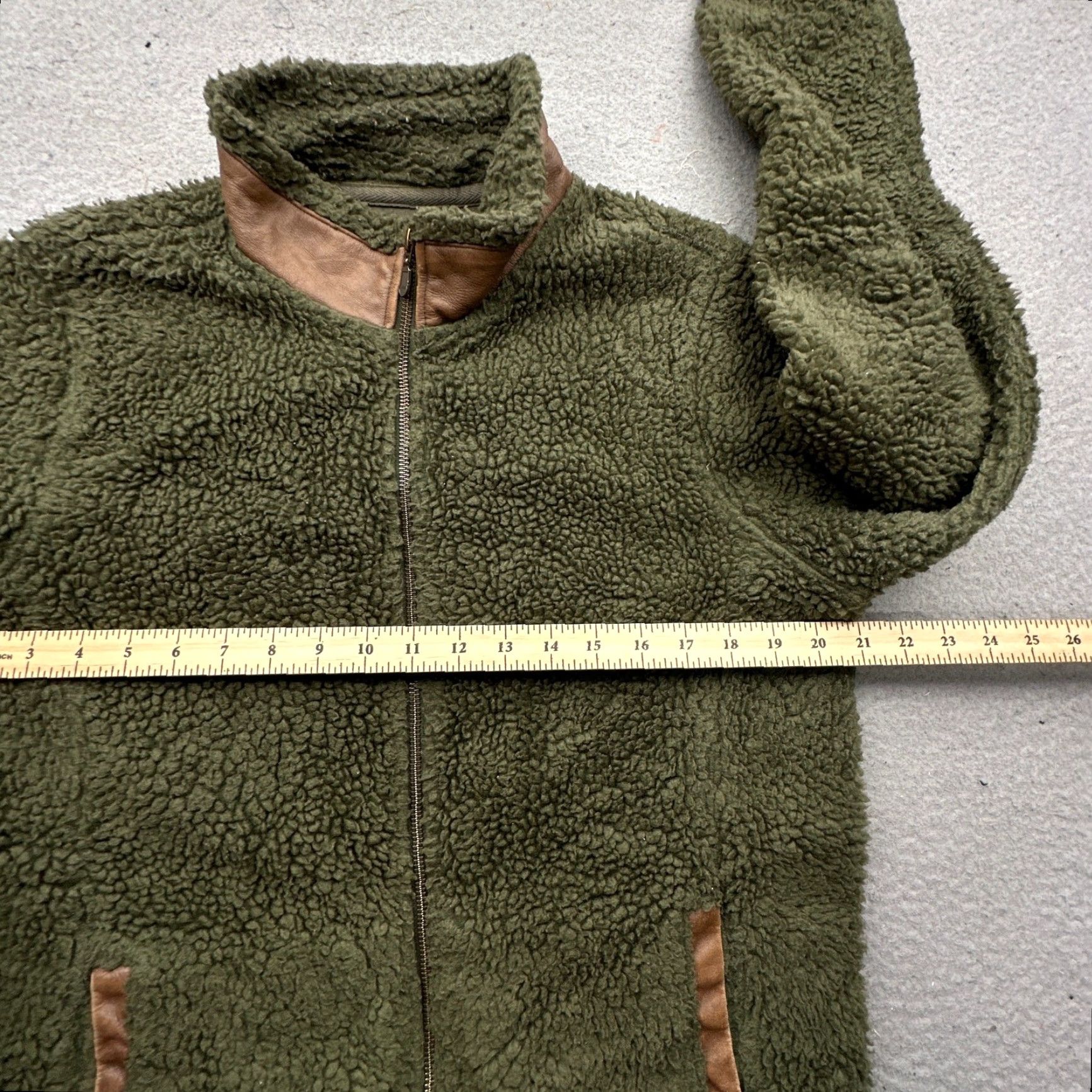 Orvis VINTAGE Orvis Deep Pile Fleece Sherpa Leather Trim Jacket Womens Large Green Brown Size L / US 10 / IT 46 - 3 Thumbnail