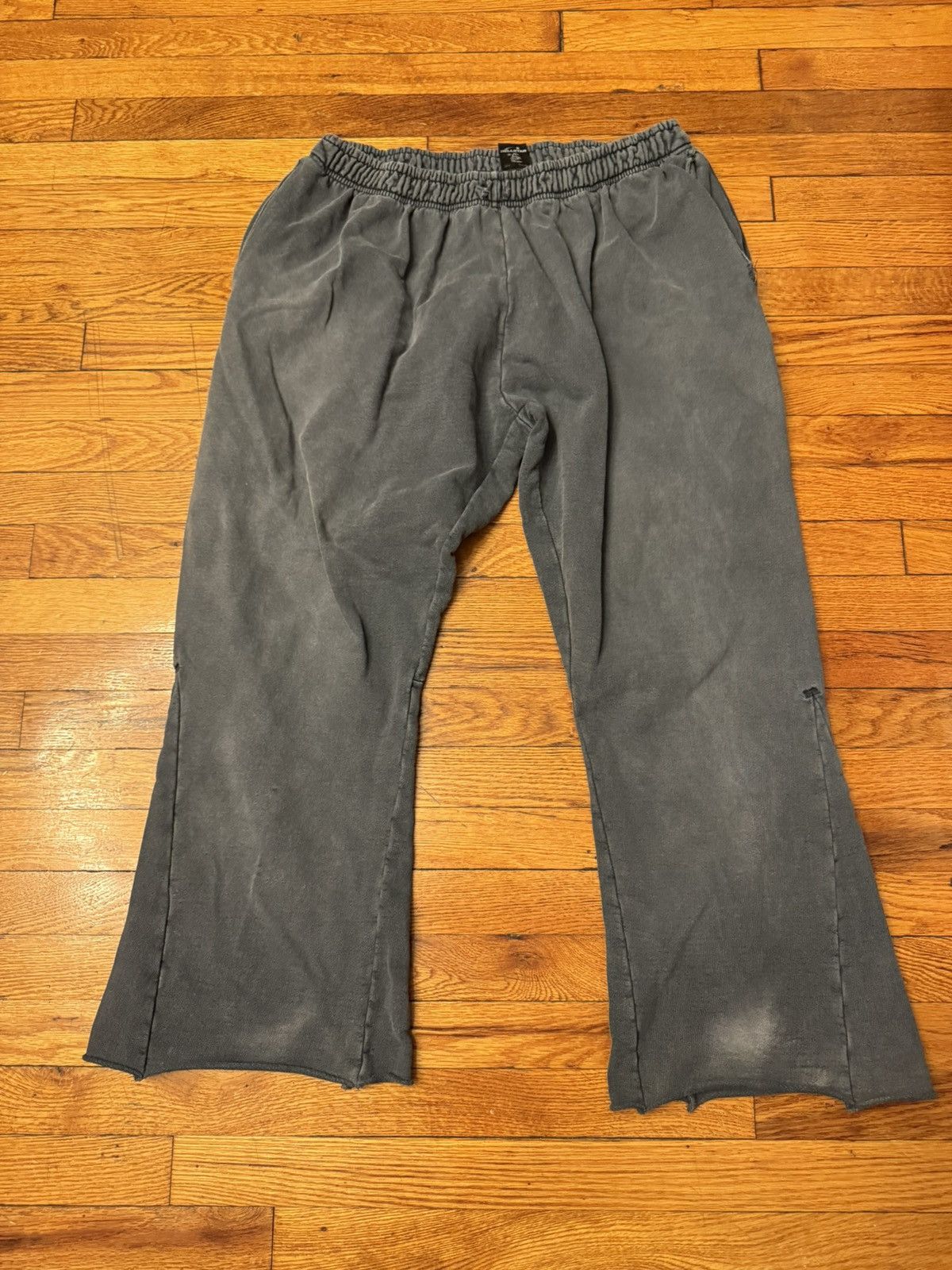 HELLSTAR Hellstar Capsule 9 Sweatpants Size XXL Size US 38 / EU 54 - 1 Thumbnail
