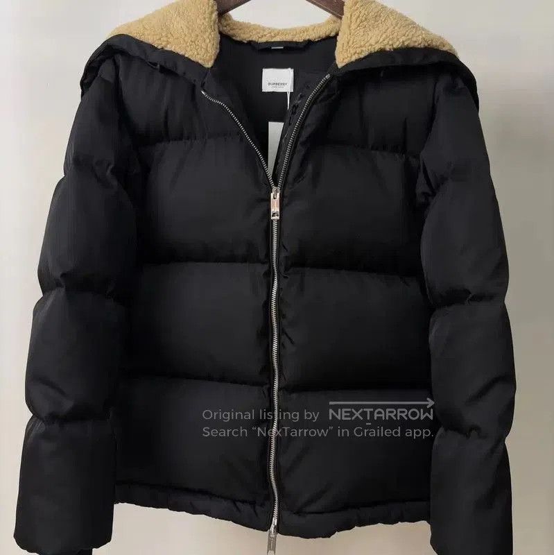 Burberry Burberry Black Women's Cotton Puffer Jacket. Size S / US 4 / IT 40 - 1 Thumbnail