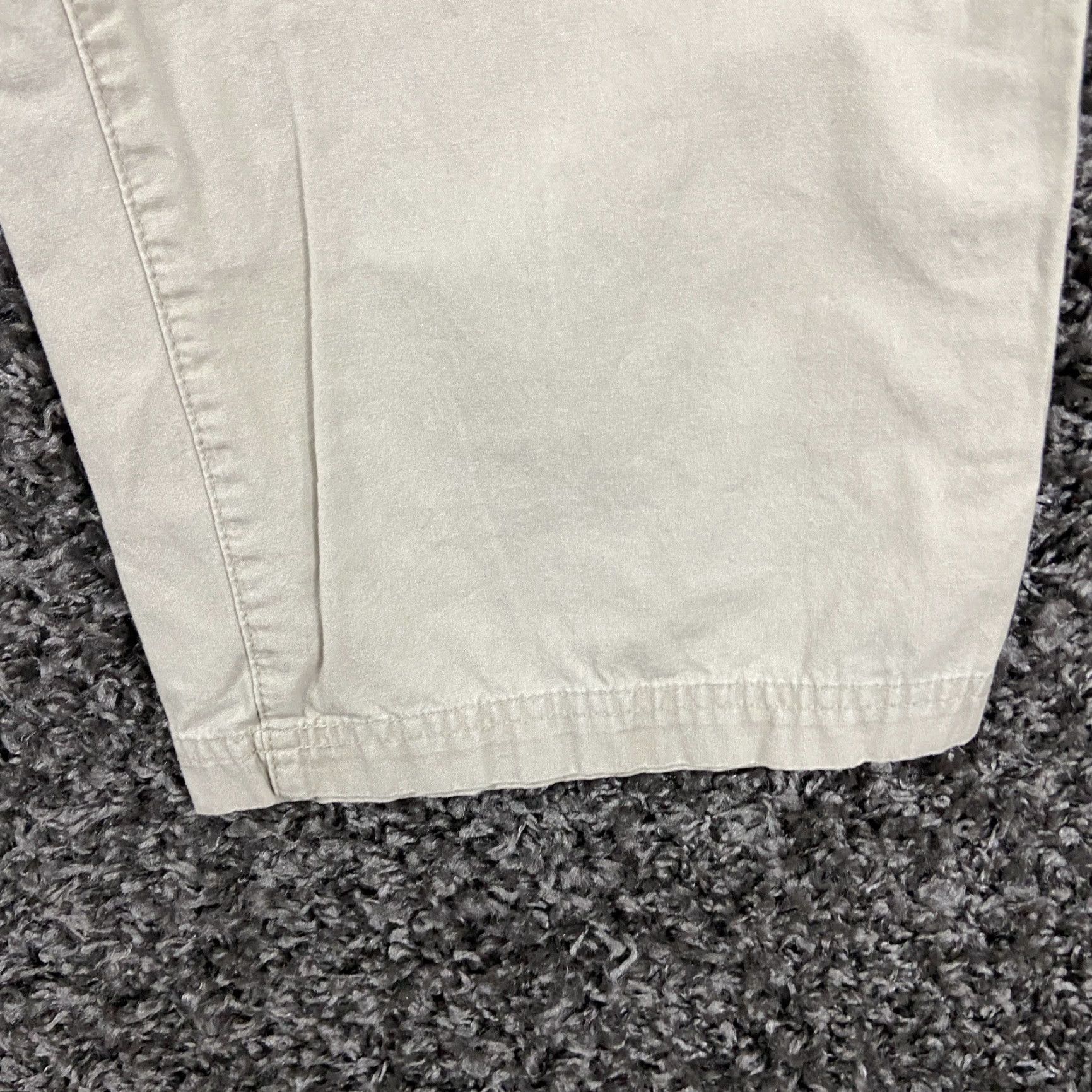Vintage Columbia Pants Khakis Women 12 Beige Regular Khaki Pants Womens 12 Beige Columbia Sportswear Size 34" / US 12 / IT 48 - 2 Thumbnail