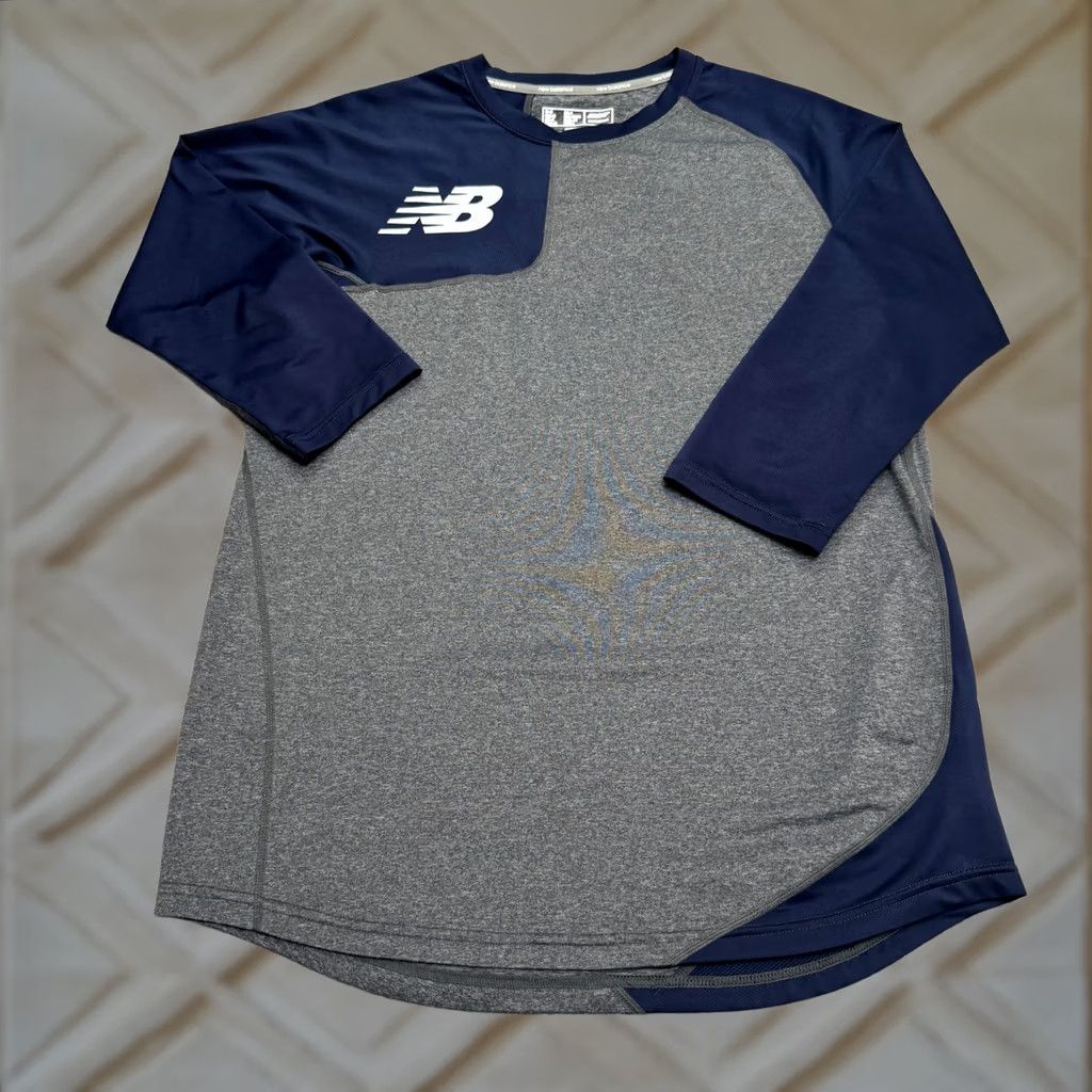 New Balance New Balance NB Dry Colorblock Raglan Long Sleeve T-Shirt Medium Gray Navy Tee Men Size US M / EU 48-50 / 2 - 1 Thumbnail