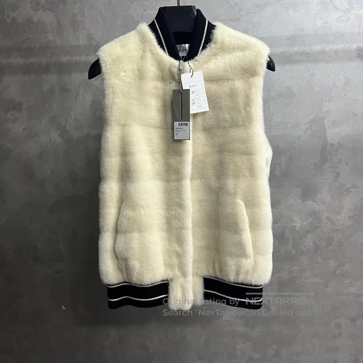 Dior Dior Mink fur sleeveless vest jacket| Size M / US 6-8 / IT 42-44 - 1 Thumbnail