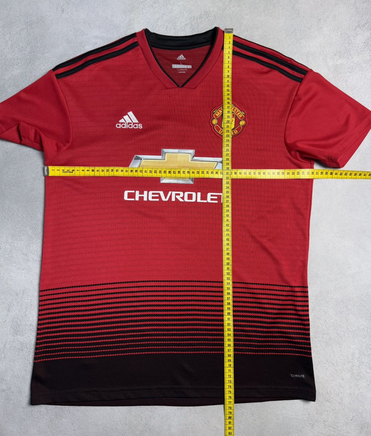 Adidas Manchester United 2018 2019 Home Shirt Adidas #9 Martial Size US L / EU 52-54 / 3 - 12 Thumbnail