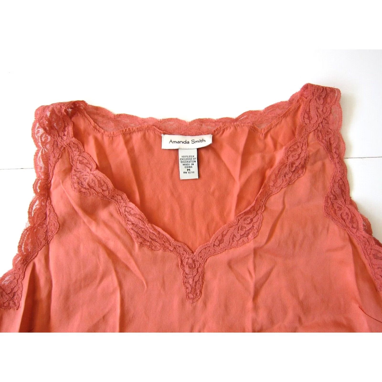 Vintage Amanda Smith Pink 100% Silk Lace V-Neck Sleeveless Tank Top Blouse XS Women Tank Pink Silk Lace V-Neck Sleeveless Top Blouse Medium Size XS / US 0-2 / IT 36-38 - 3 Thumbnail
