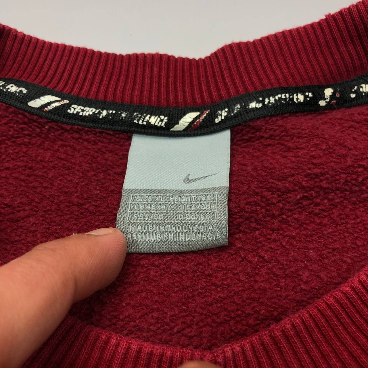 Nike × Vintage Vintage Nike Sweatshirt centre logo Size US XL / EU 56 / 4 - 10 Thumbnail