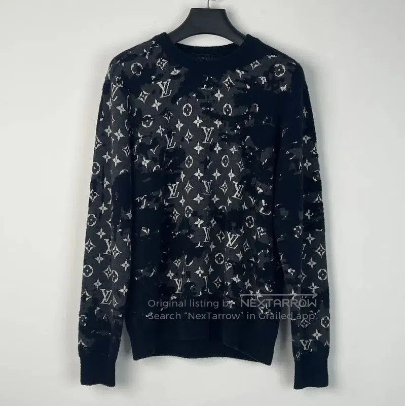 Louis Vuitton Louis Vuitton Women's Black Long Sleeve Sweatshirt . Size M / US 6-8 / IT 42-44 - 1 Thumbnail