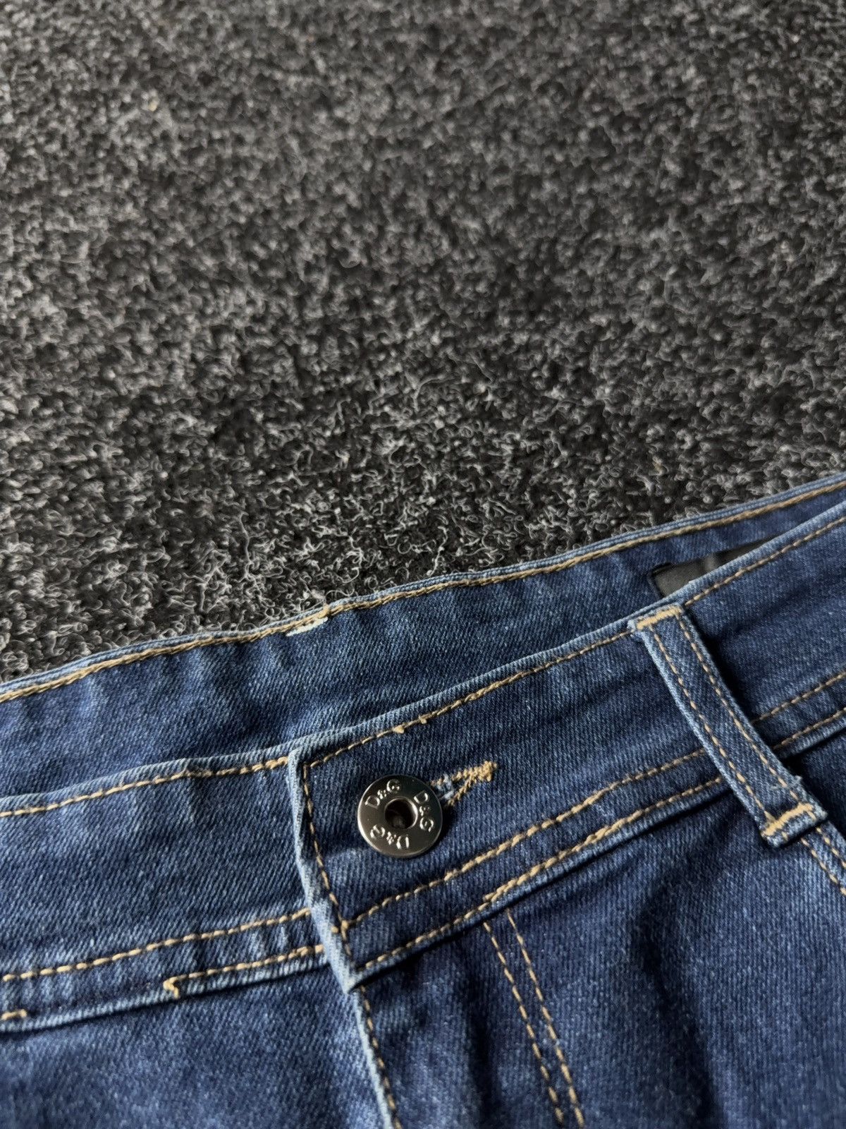 Dolce & Gabbana Designer Dolce & Gabbana Italy Distressed Straight Jeans Size 32" / US 10 / IT 46 - 7 Thumbnail