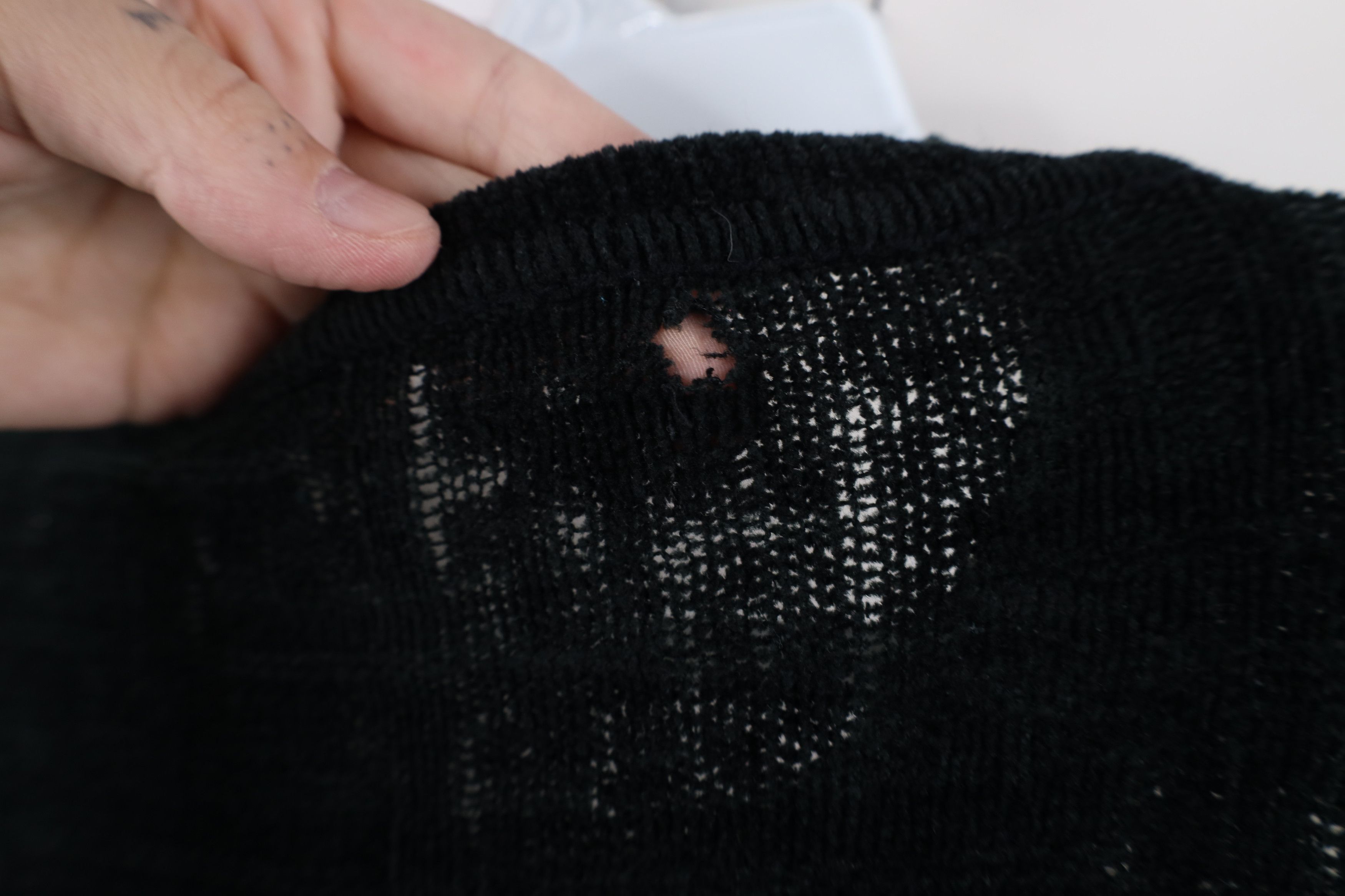 Vintage Vintage 90s Streetwear Thin Fleece Knit Crewneck Sweater Size US XL / EU 56 / 4 - 7 Thumbnail