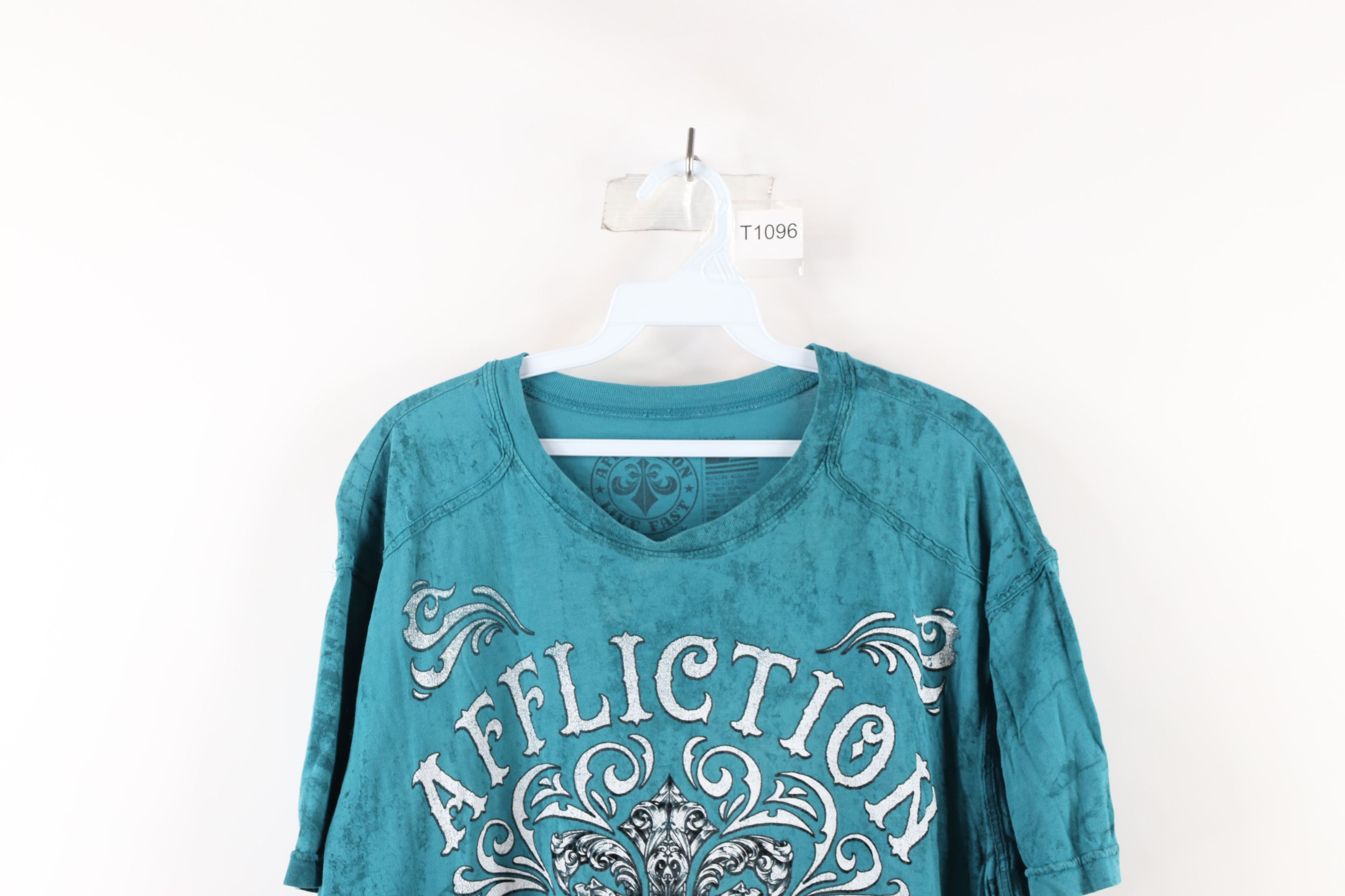 Affliction × Vintage Vintage Affliction Fleur de Lis UFC MMA Fighting T-Shirt USA Size US L / EU 52-54 / 3 - 2 Thumbnail