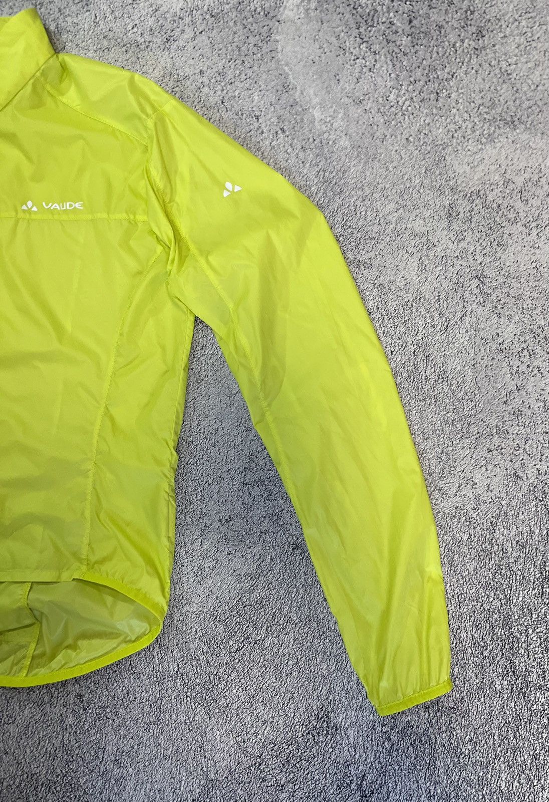 Other Vaude Air Jacket III Eco Packable Windbreaker Red Men’s 48/S Size US M / EU 48-50 / 2 - 6 Thumbnail