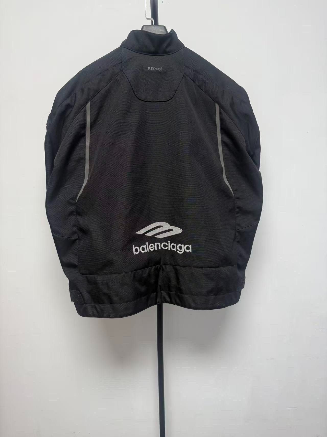 Balenciaga Balenciaga Oversized Black Light Jacket s Men Size US S / EU 44-46 / 1 - 1 Thumbnail