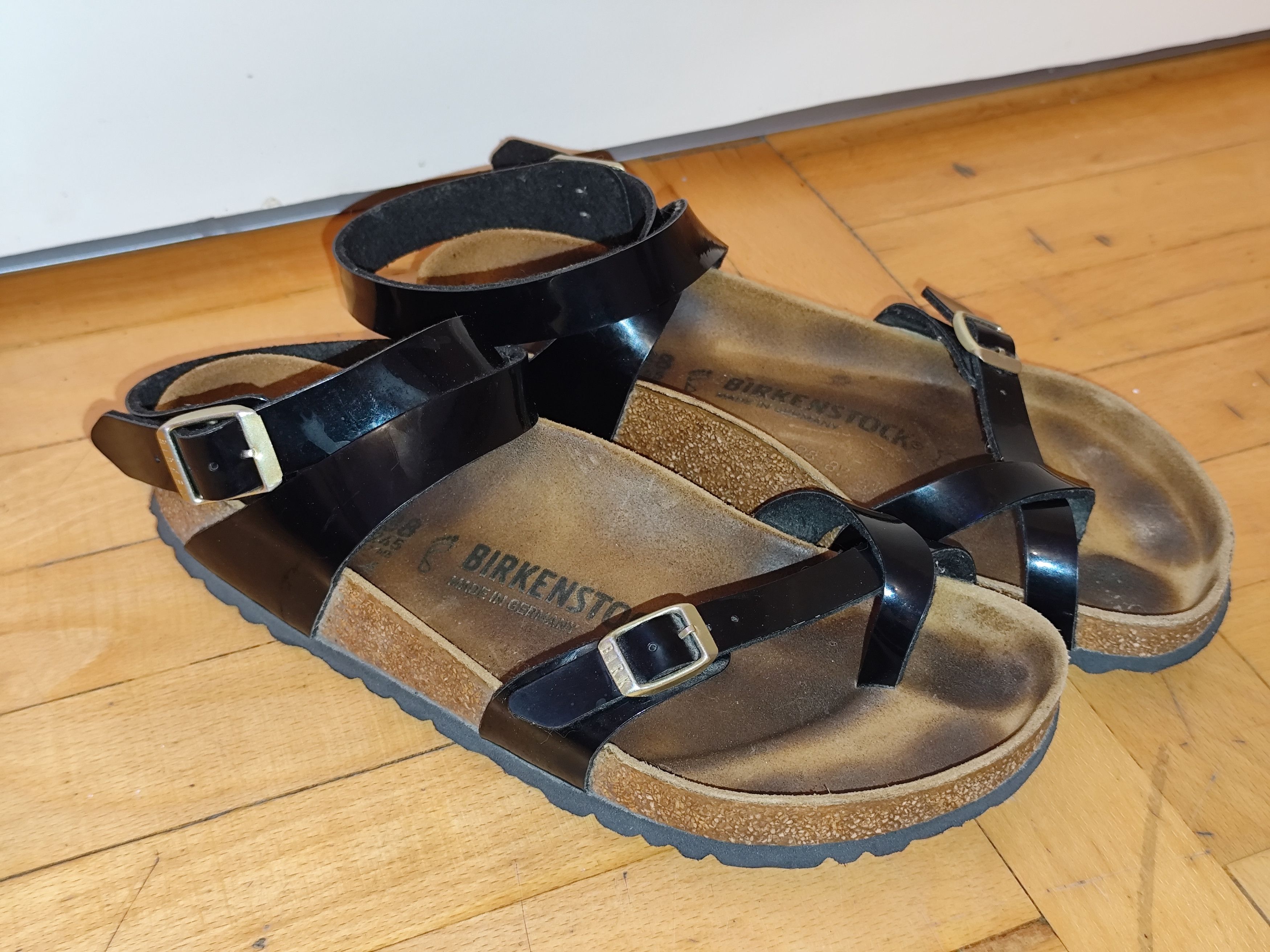Birkenstock Birkenstock womens Yara sandals Size US 8 / IT 38 - 2 Thumbnail