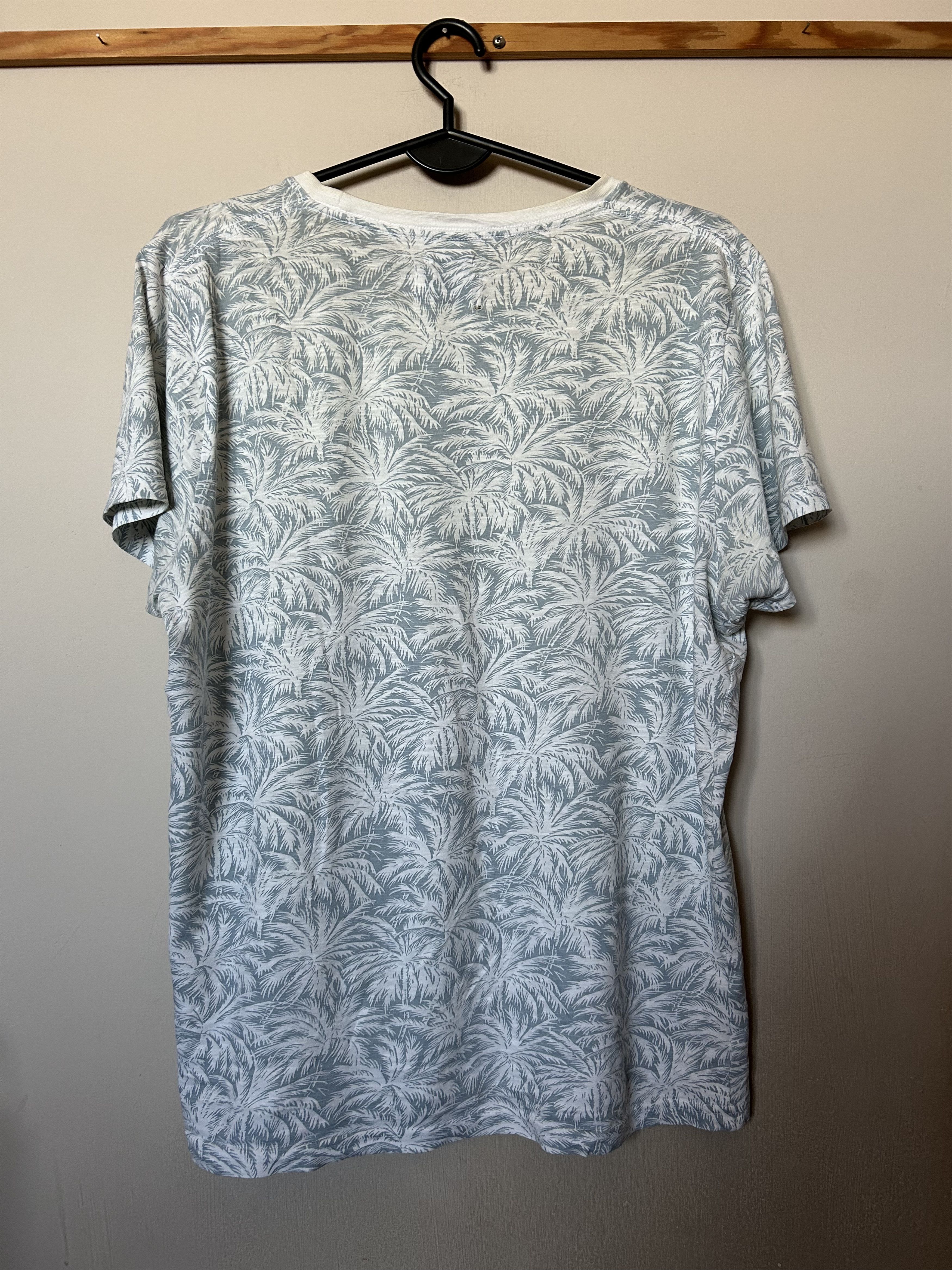 Other Men's T-shirt with palm trees - EAST WEST - M - SALE Size US M / EU 48-50 / 2 - 2 Thumbnail