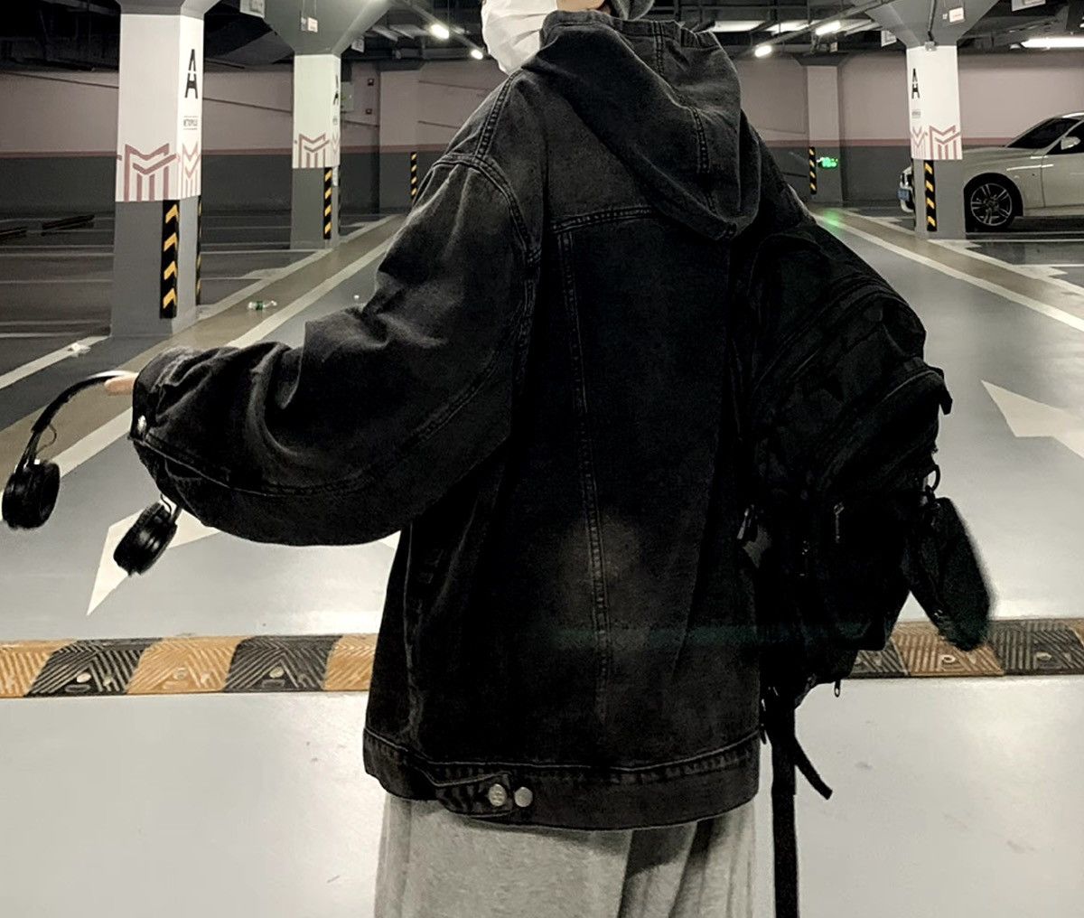Japanese Brand × Vintage Y2K Oversized Hoodie Distressed Denim Pockets Size US XXL / EU 58 / 5 - 4 Thumbnail