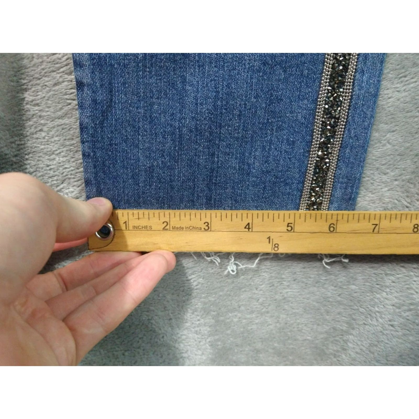 Vintage Democracy Jeans Womens 6 Denim Mid Rise Cropped Stretch Distressed Blue 5-Pocket Style Womens Size 28" / US 6 / IT 42 - 6 Thumbnail