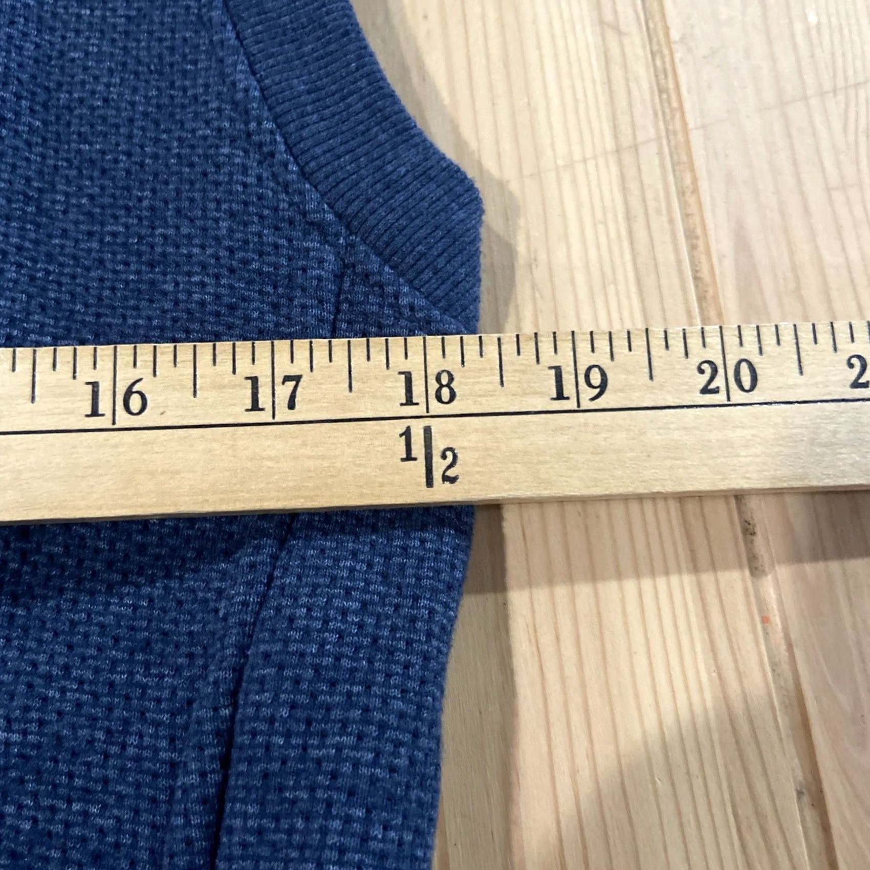 Vintage Santa Barbara Polo & Racquet Club Vest Medium Luxury Solid Blue Polyester Rayon Button Puffer Jacket All Seasons Golf Men M Regular Vintage No 90s Size US M / EU 48-50 / 2 - 5 Thumbnail