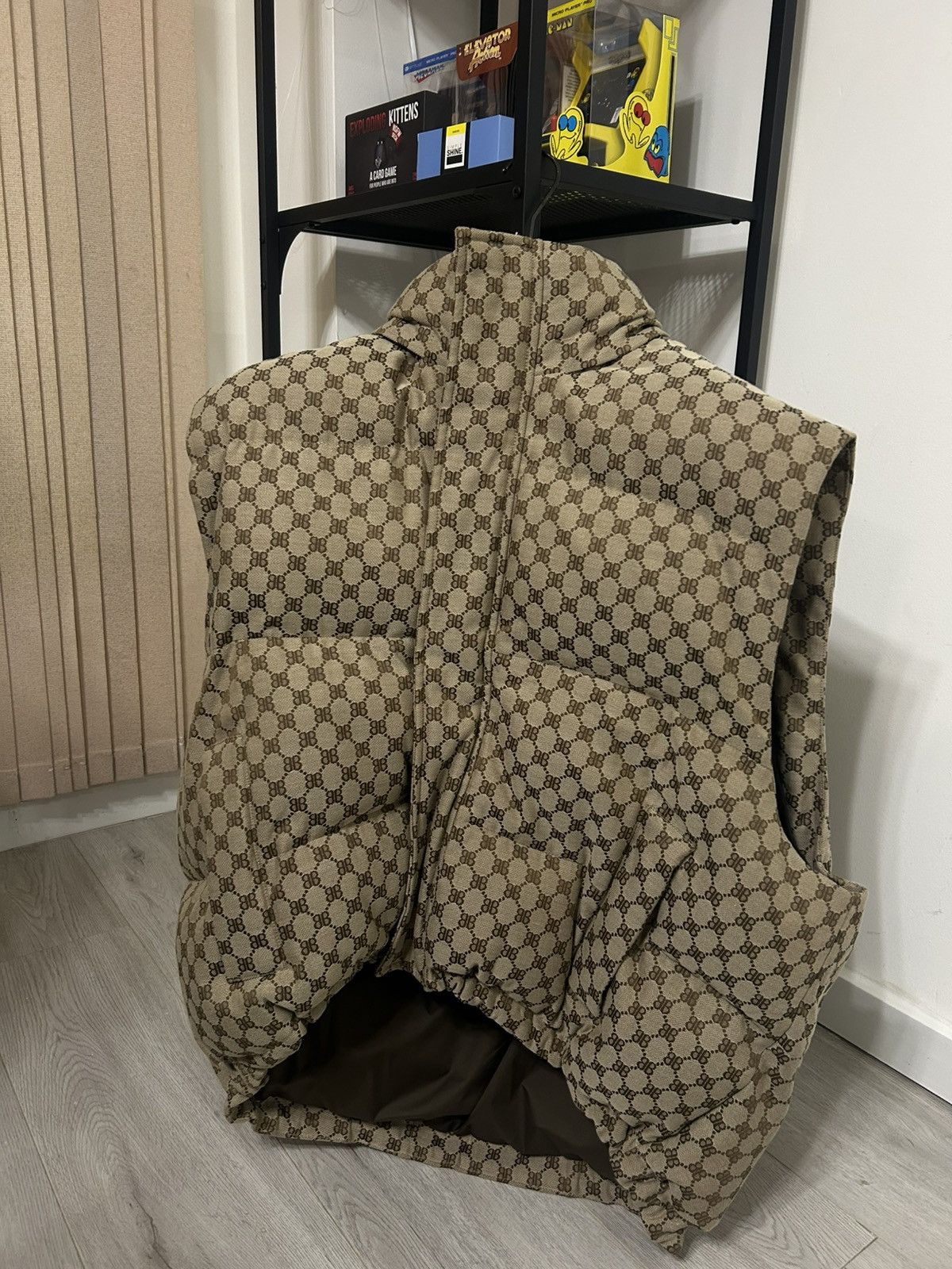 Balenciaga × Gucci Balenciaga X Gucci hacker project Size US M / EU 48-50 / 2 - 2 Thumbnail