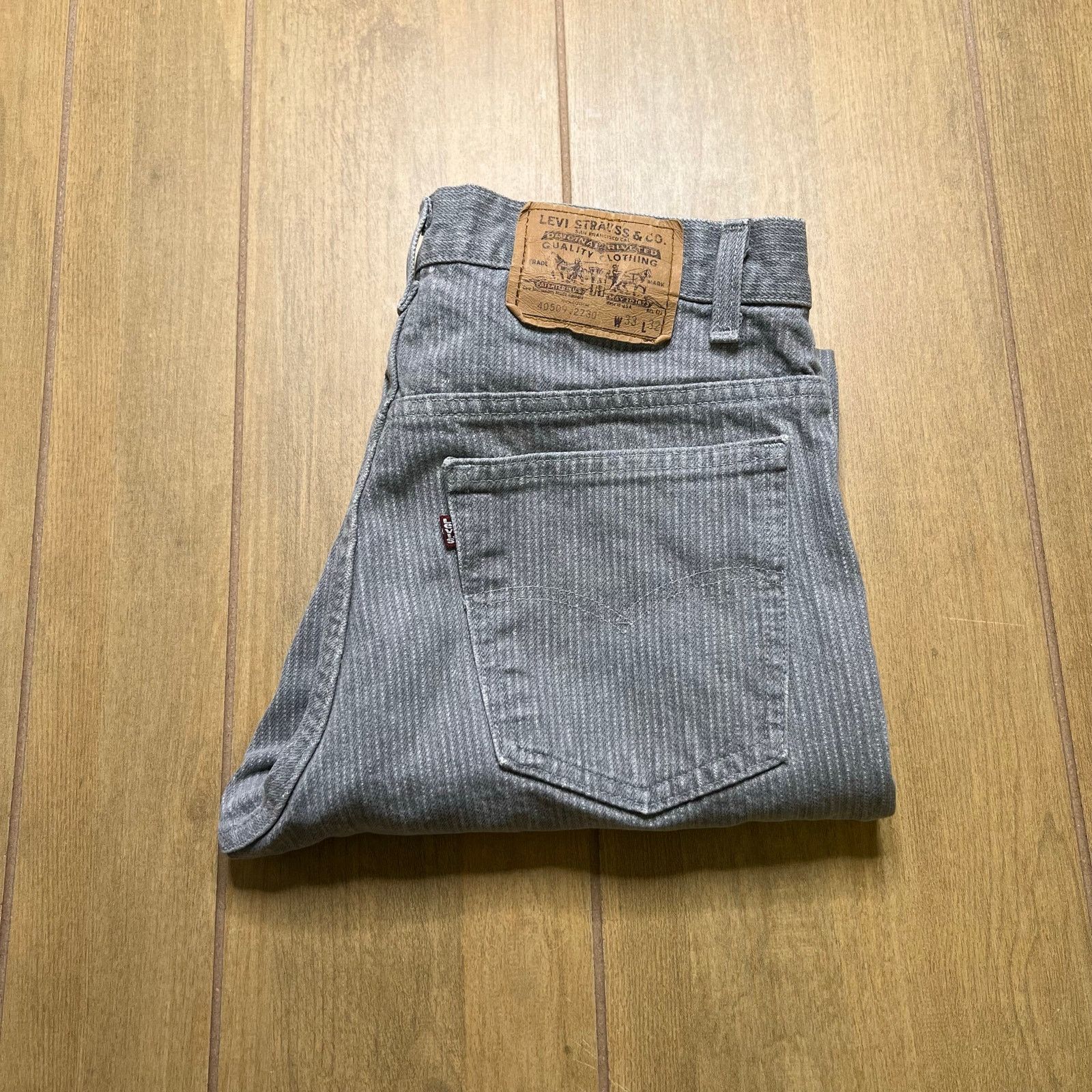 Levi's Levi’s 40509 Jeans Mens Actual Sz 31x31 Gray Pinstripe USA Size US 31 - 1 Thumbnail