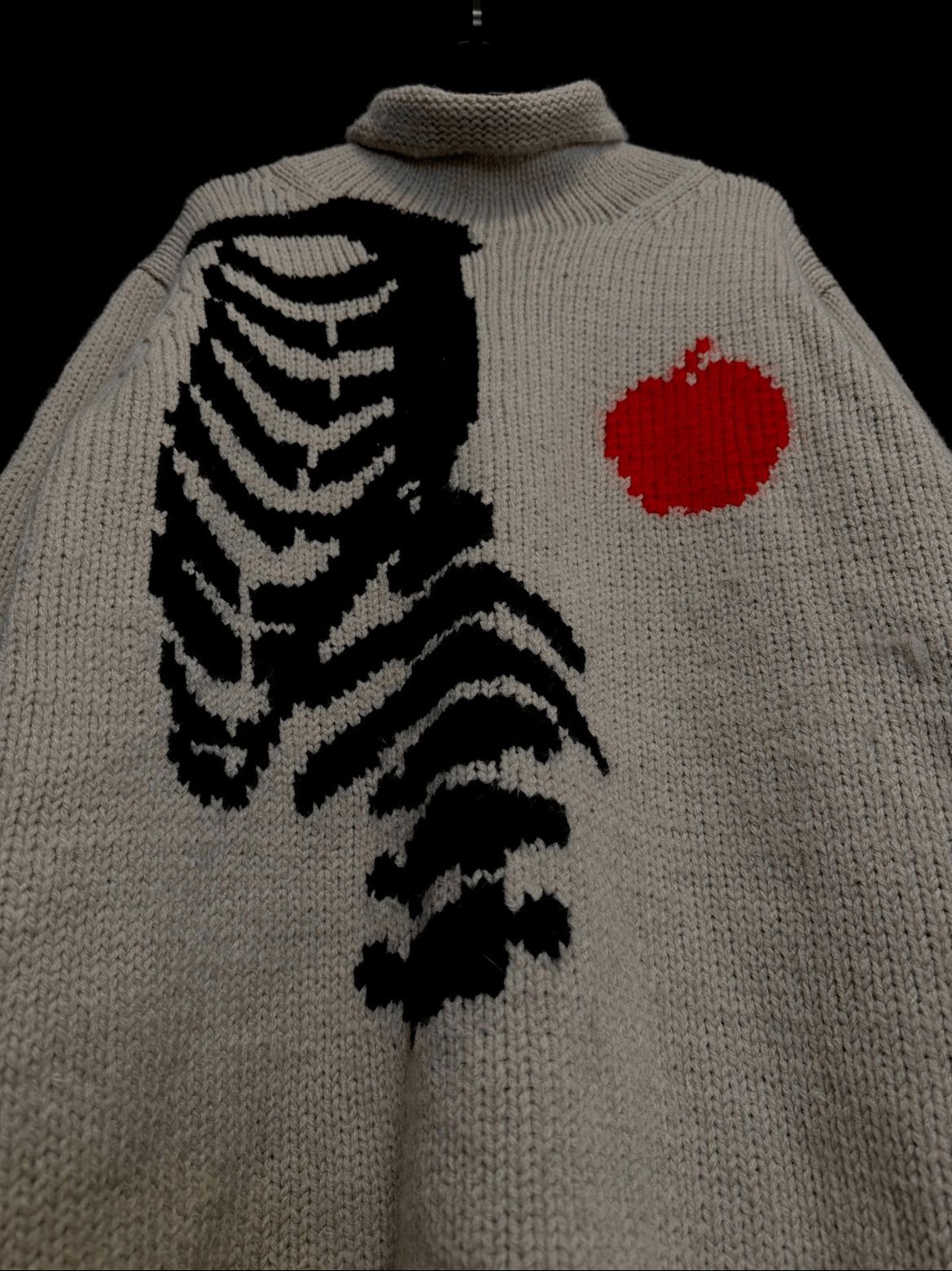 Yohji Yamamoto Yohji Yamamoto Yohji Yamamoto 11AW Skeleton & Apple Knitwe Size US M / EU 48-50 / 2 - 3 Thumbnail