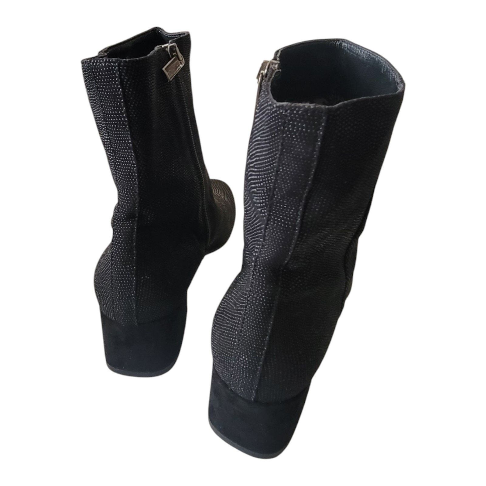 Aquatalia Aquatalia Black Sparkle Leather Ankle Side Zip Boot Size 8.5 Size US 8.5 / IT 38.5 - 3 Thumbnail
