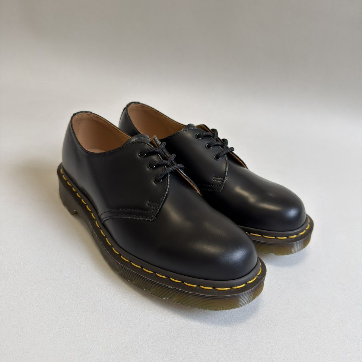 Comme des Garcons × Dr. Martens ‘MIE 1461’ Black Leather Shoes Size US 9 / EU 42 - 16 Thumbnail