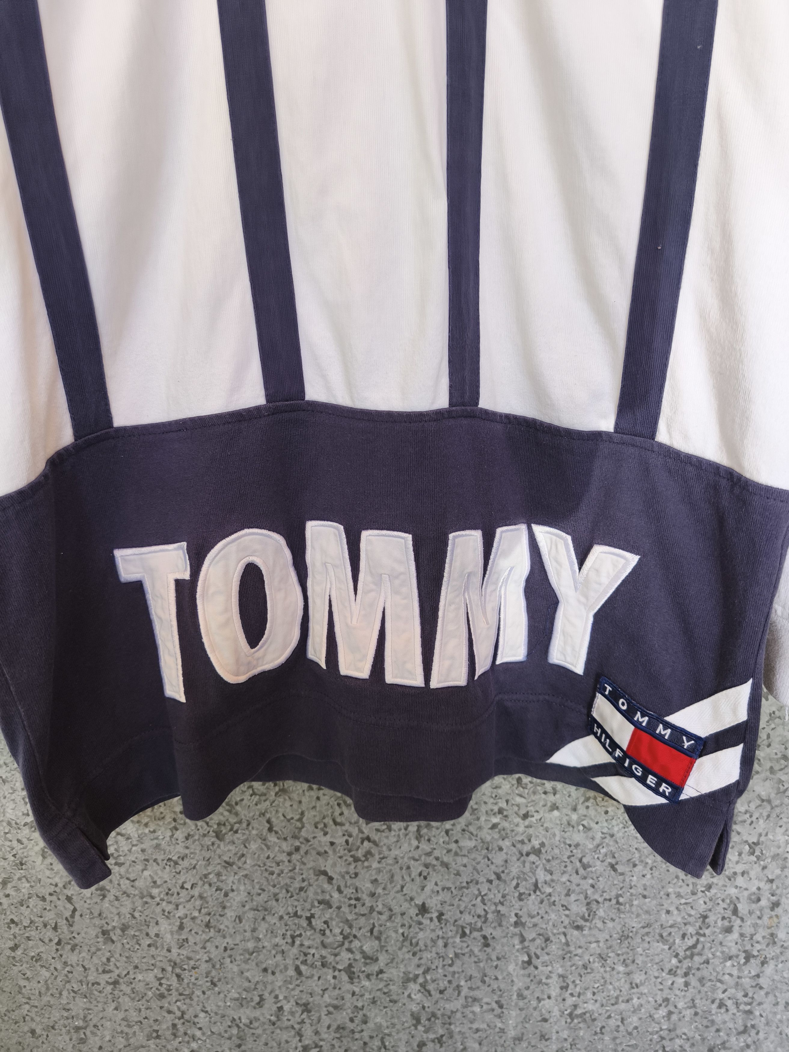 Tommy Hilfiger Vintage Tommy Hilfiger polo rugby Size US L / EU 52-54 / 3 - 4 Thumbnail