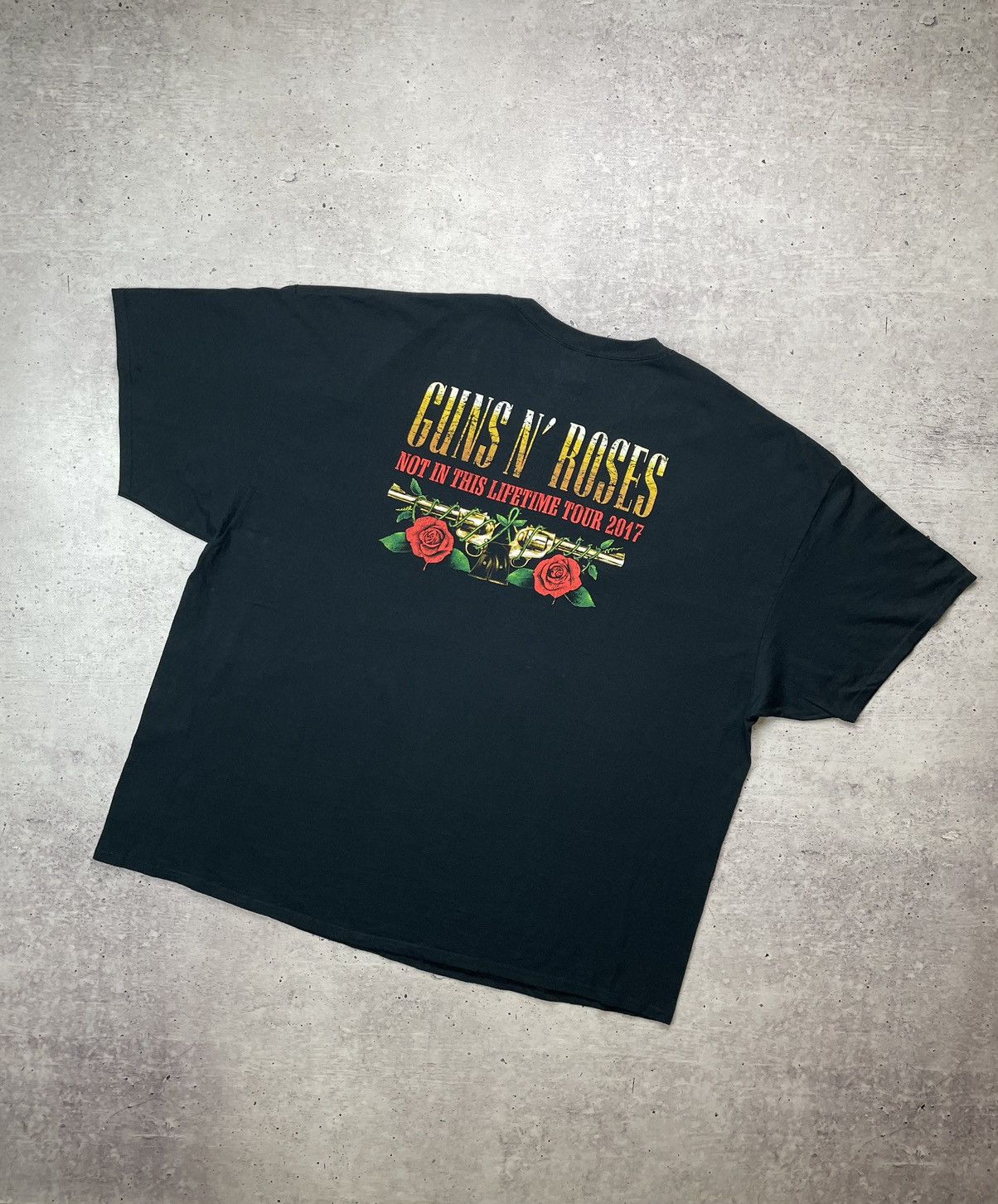 Band Tees × Guns N' Roses × Vintage Guns N Roses 2015 Tour Bend Tee Rock T Shirt Size US XXL / EU 58 / 5 - 4 Thumbnail