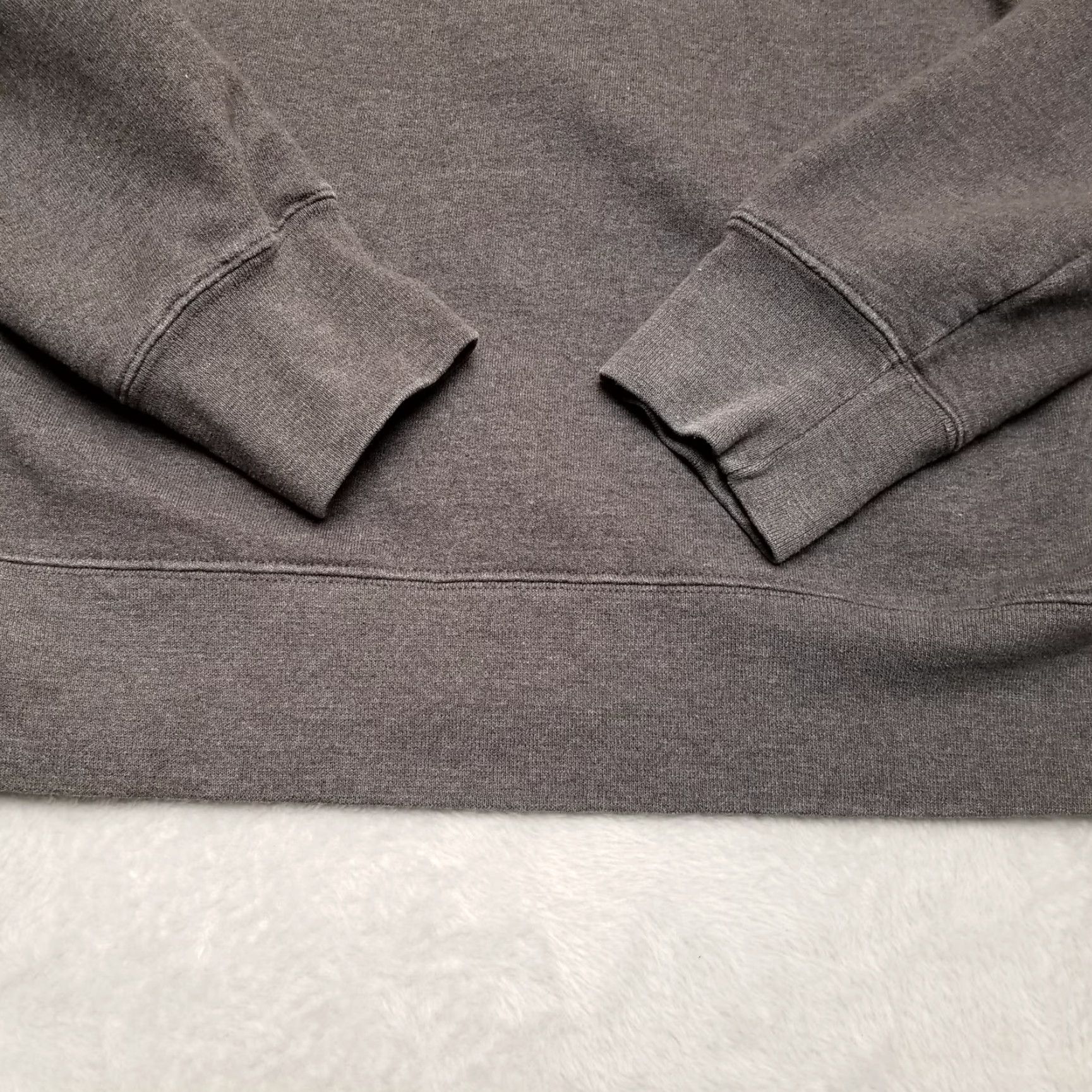 Champion VINTAGE Champion Sweater Mens Small Gray Quarter Zip Cotton Blend Pullover RCBC Logo Size US S / EU 44-46 / 1 - 4 Thumbnail