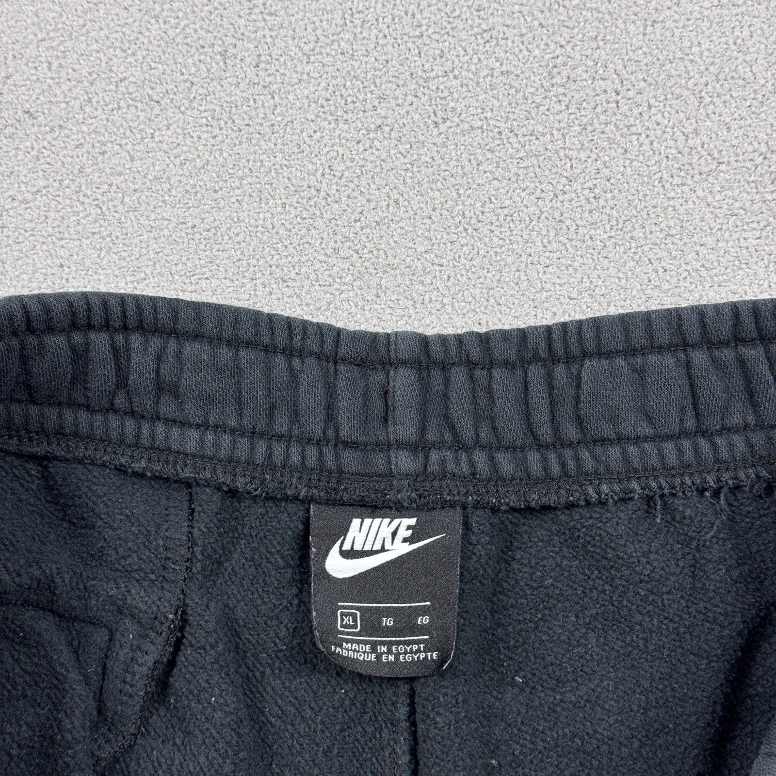 Nike Nike Joggers Sweatpants XL Black Quilted Knee Patches Camo Size US 36 / EU 52 - 3 Thumbnail