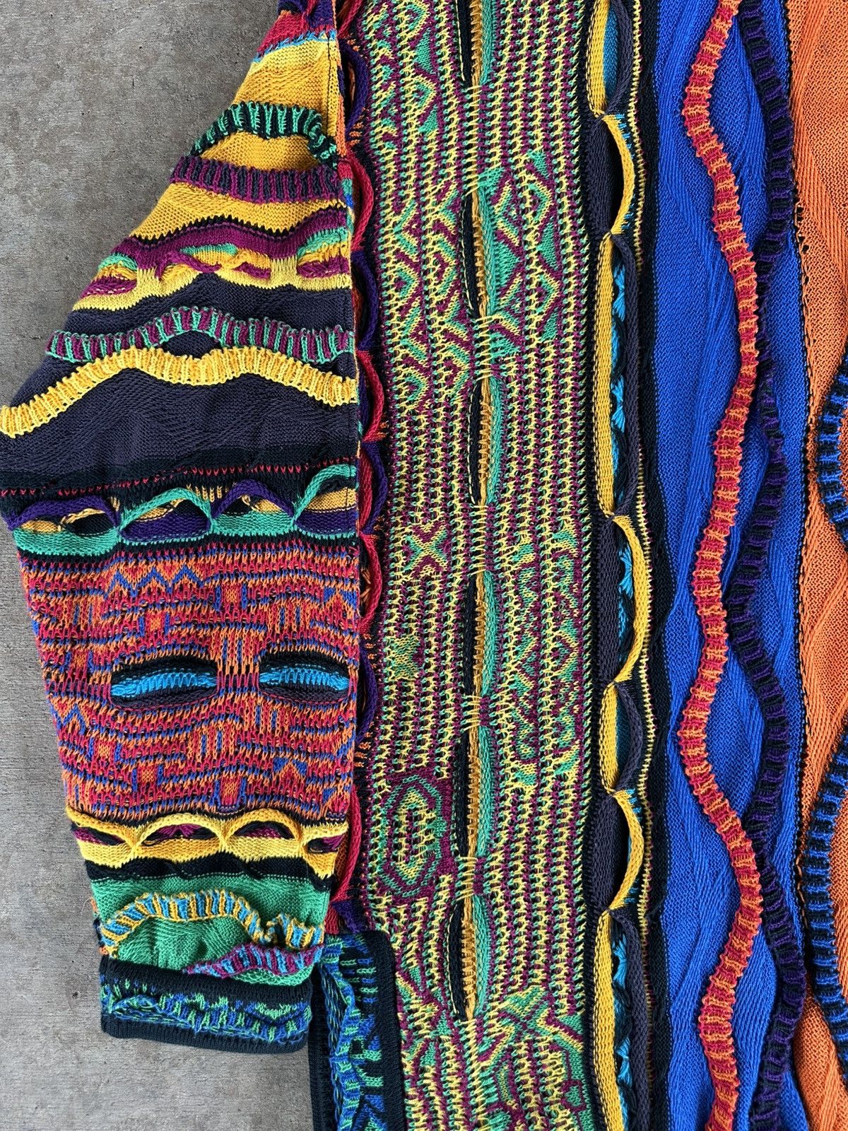 Coogi × Man Made In Australia × Vintage Vintage COOGI Australia Women’s 90s 3D Knit Medium Sweater Size M / US 6-8 / IT 42-44 - 7 Thumbnail