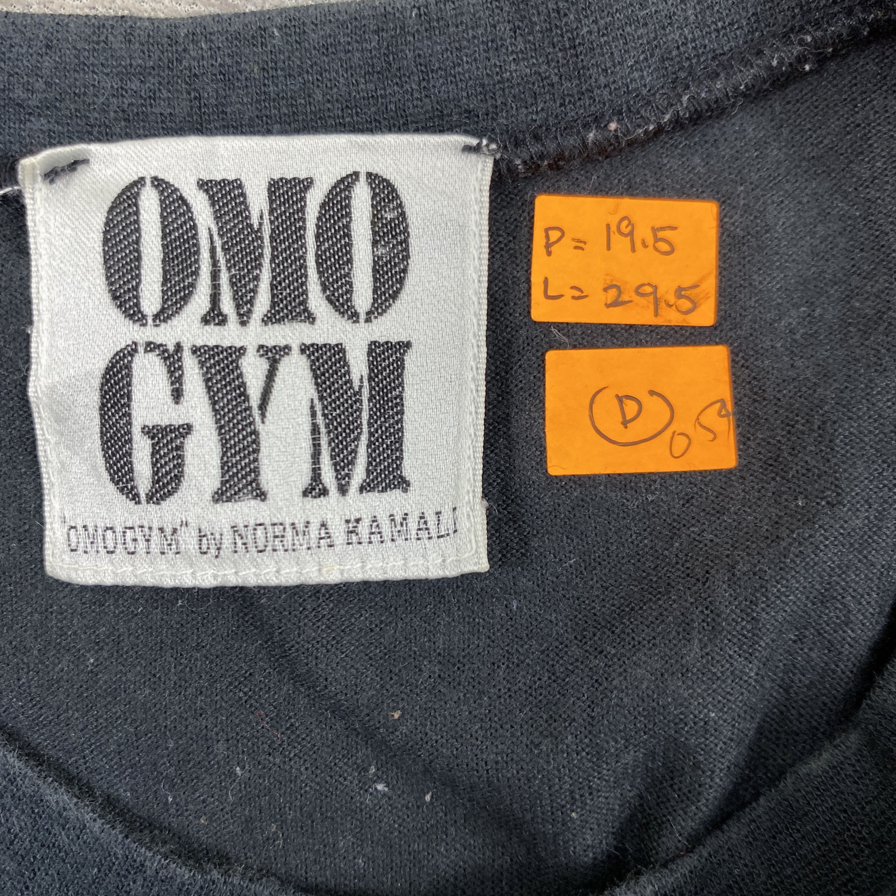 Japanese Brand Vintage Omo Gym By Norma Kamali New York T Shirt -D054 Size US M / EU 48-50 / 2 - 3 Thumbnail
