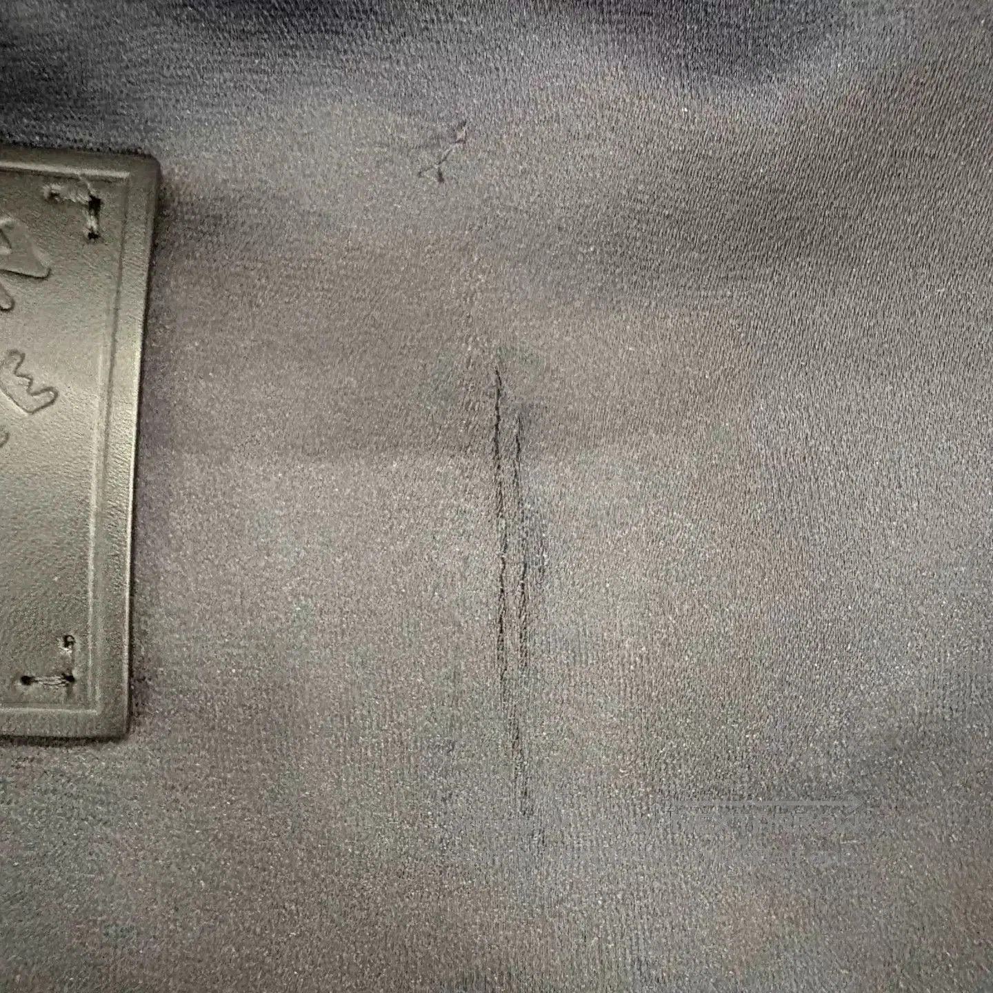 Louis Vuitton Black Zip. Size US M / EU 48-50 / 2 - 9 Thumbnail