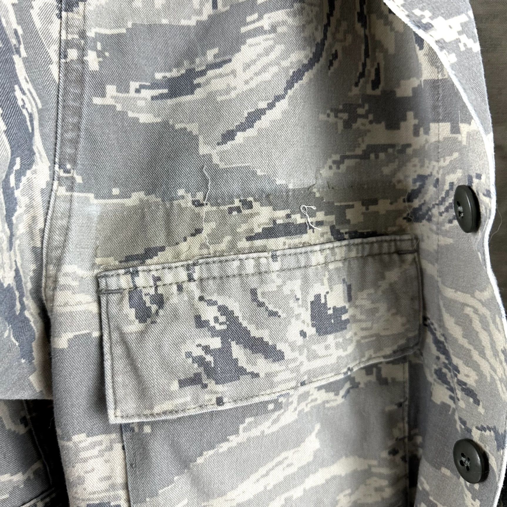 Vintage Vintage U.S. Military Air Force Camo Utility Jacket Men’s 40XL Camouflage Cotton Blend All Seasons Size US XXL / EU 58 / 5 - 3 Thumbnail