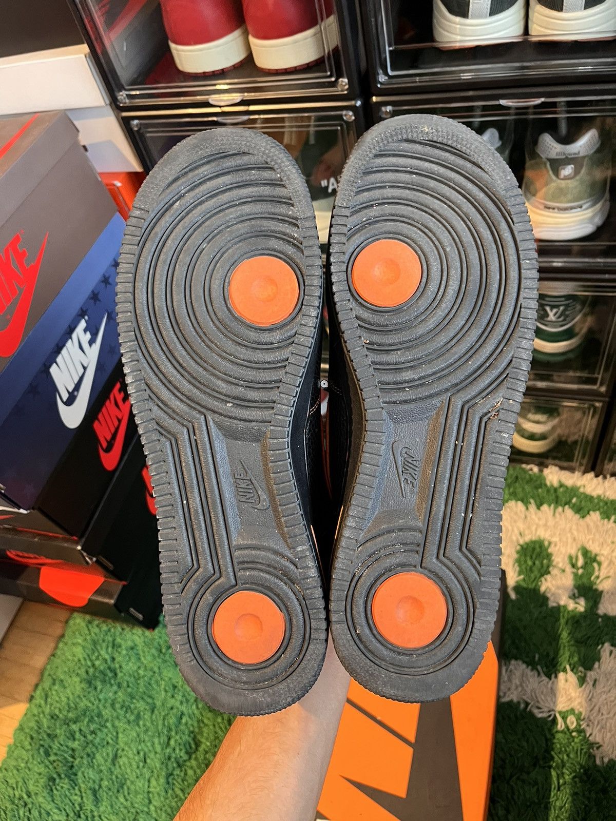 Nike × Vlone Air Force 1 Vlone (Harlem Box) Size US 12 / EU 45 - 7 Thumbnail