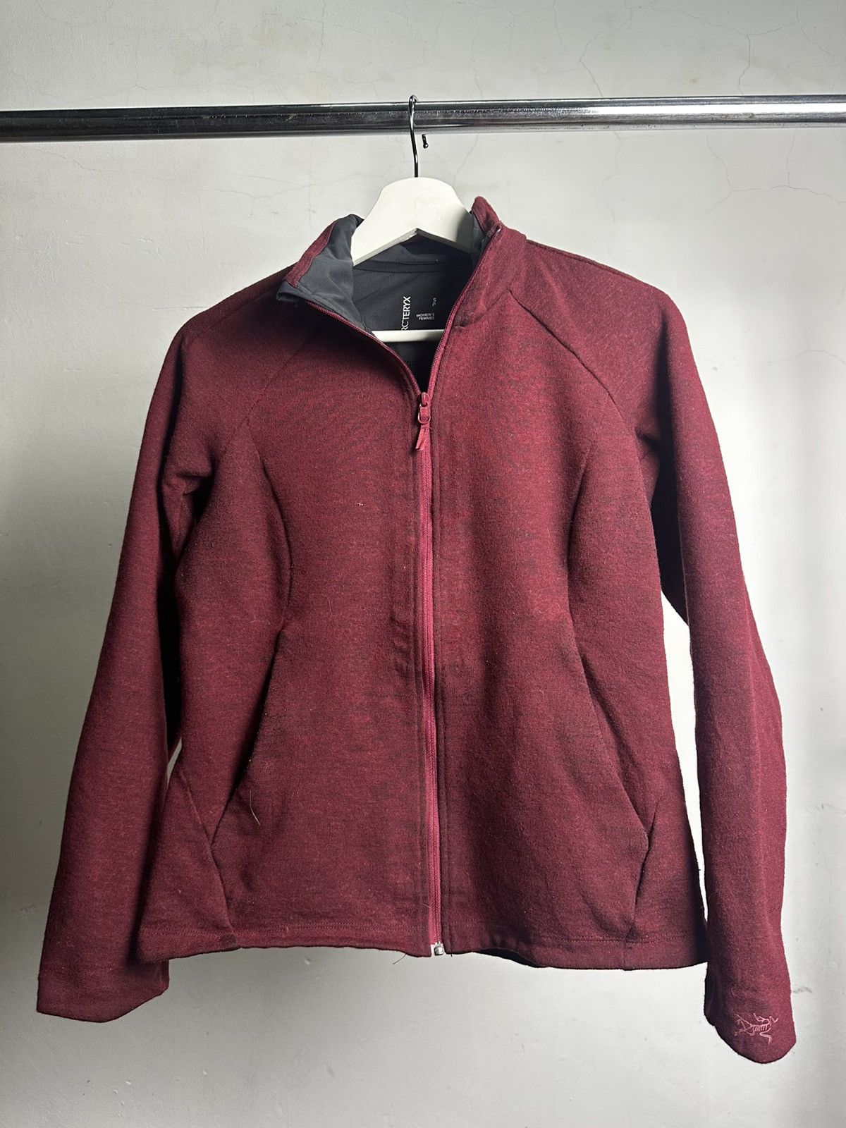 Arc'teryx Arc’teryx Kaita Feece Jacket Wine Size S / US 4 / IT 40 - 1 Thumbnail