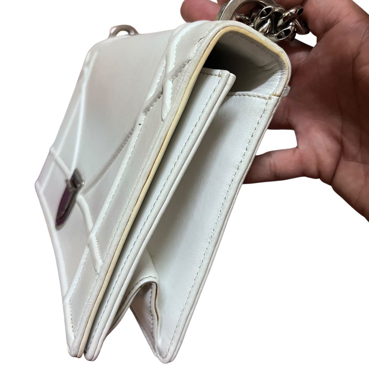 Dior CHRISTIAN DIOR White Grained Leather Diorama Medium Flap Bag Size ONE SIZE - 13 Thumbnail