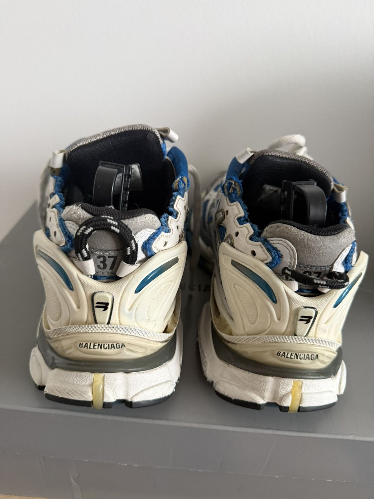 Balenciaga Balenciaga 37 eu Size US 7 / EU 40 - 4 Thumbnail