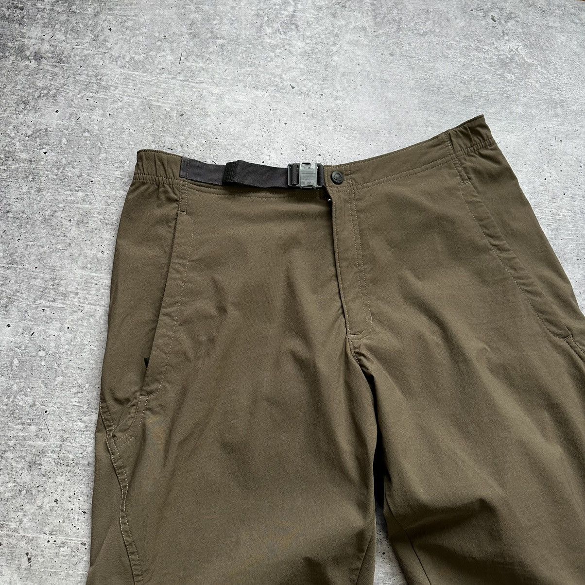 Vintage Mens Nike ACG Cargo Dri-Fit Pants Velvet Brown Size M Size US 32 / EU 48 - 8 Thumbnail