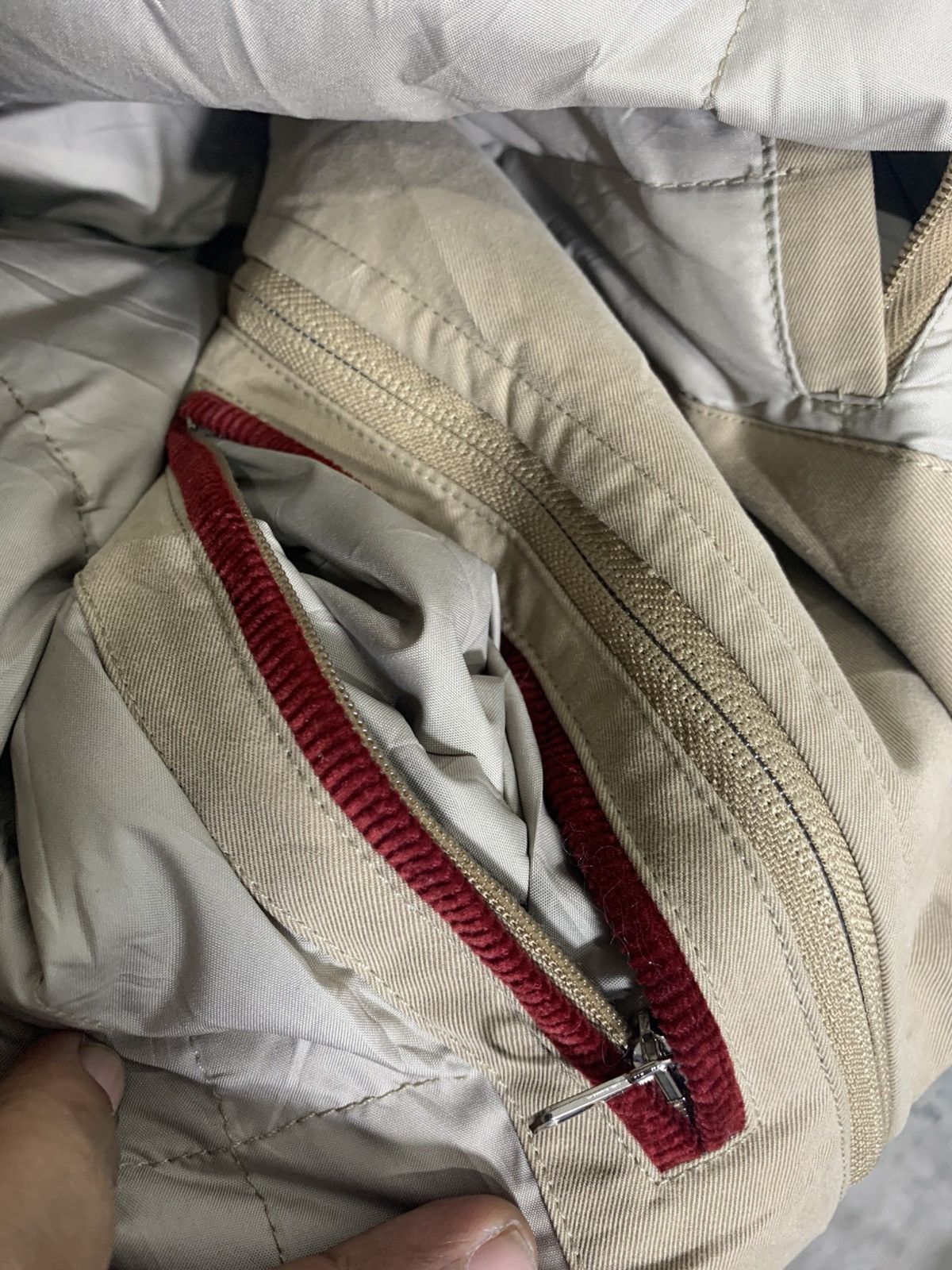 Moncler Vintage 1990’s Moncler Beige Fur Puffer Parka Jacket Size US L / EU 52-54 / 3 - 10 Thumbnail