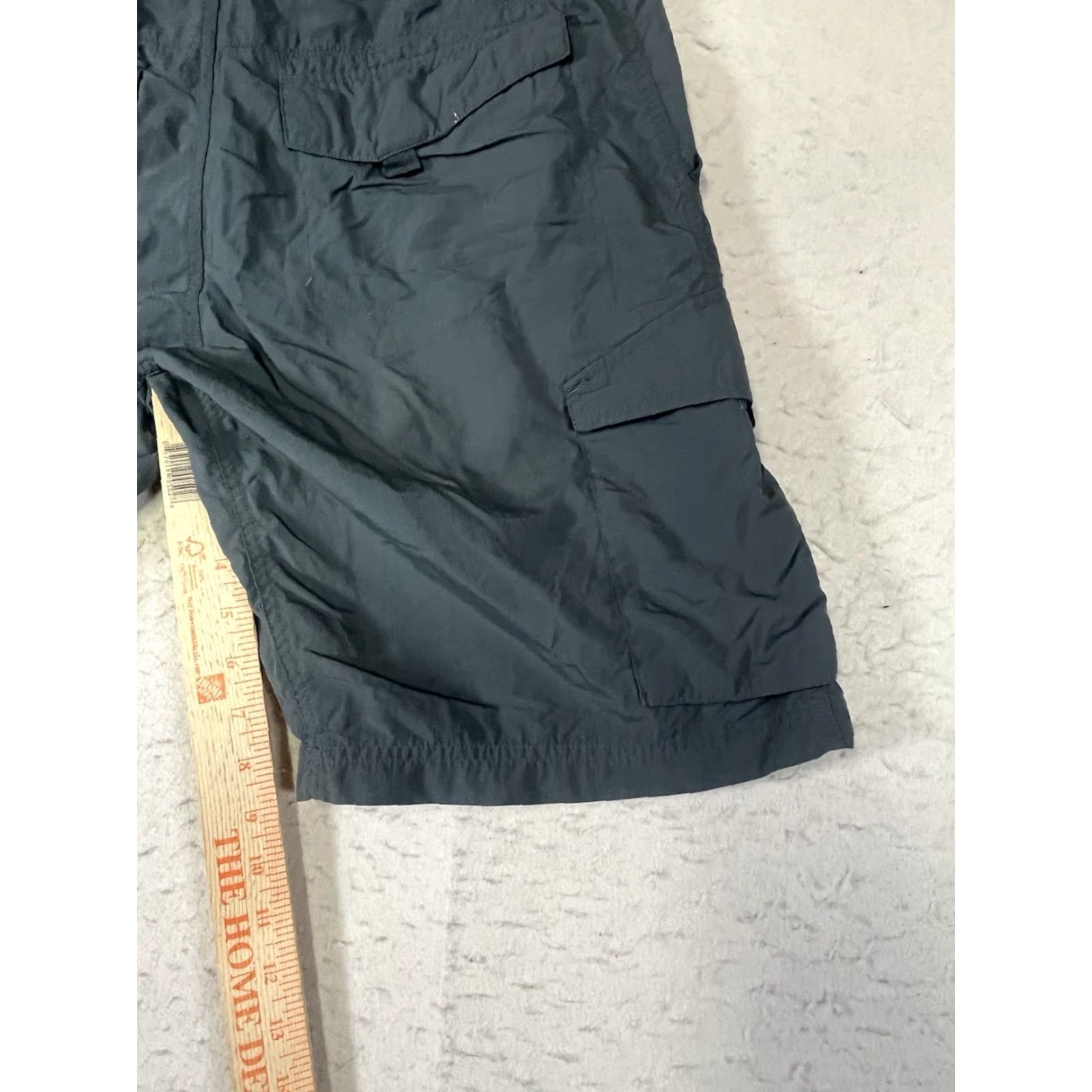 Vintage Columbia Shorts Omni-Shade Cargo Sun Protection Gray Men's Size 34 See All Pics Size US 34 / EU 50 - 5 Thumbnail