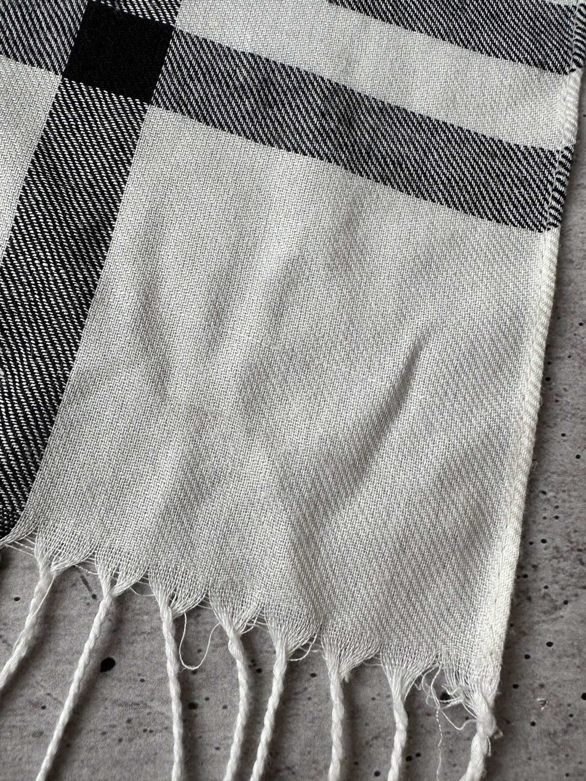 Burberry Burberry scarf muffler Size ONE SIZE - 6 Thumbnail