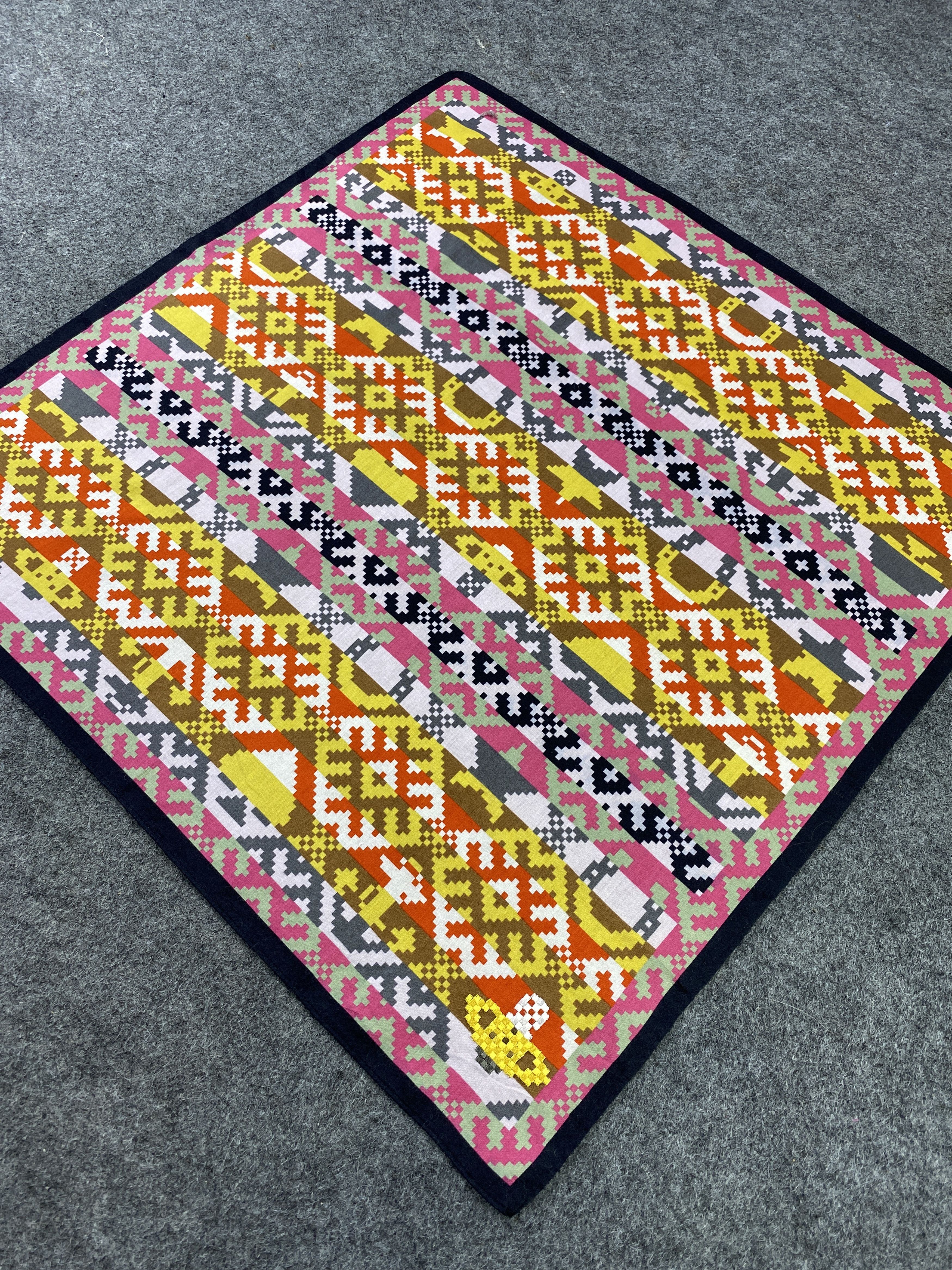 Designer Vivienne Westwood Handkerchief / Bandana / Neckerchief-B346 Size ONE SIZE - 4 Thumbnail